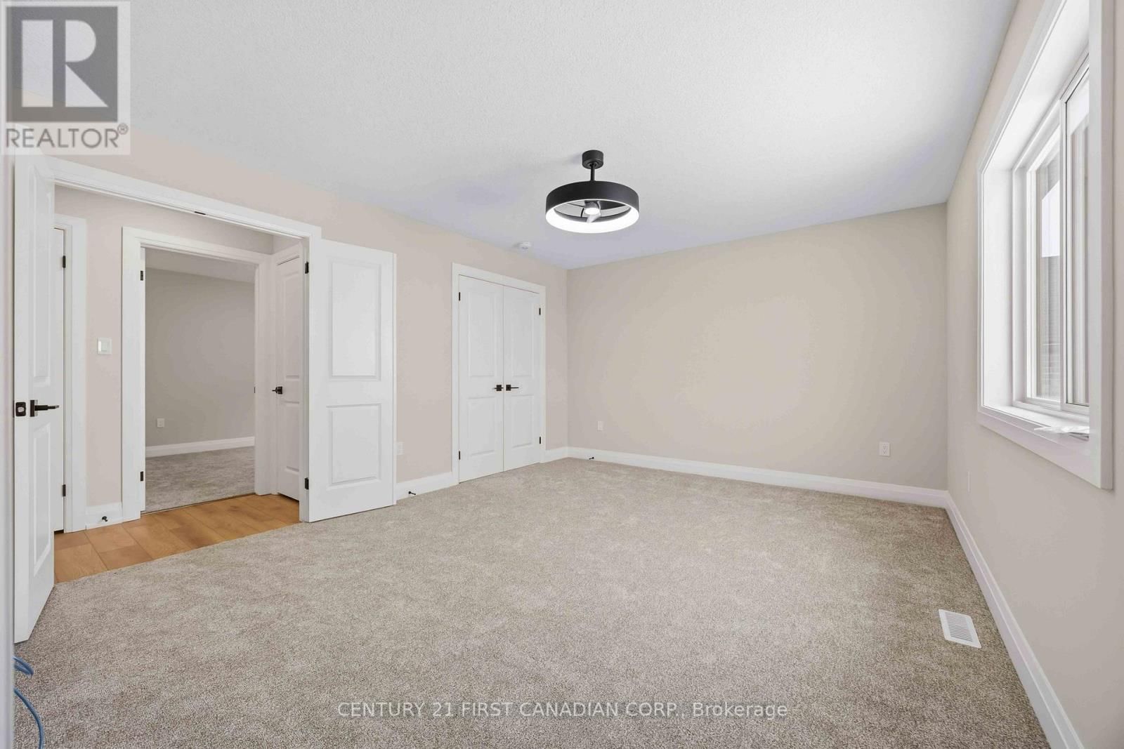 639 KETTER WAY Image 25