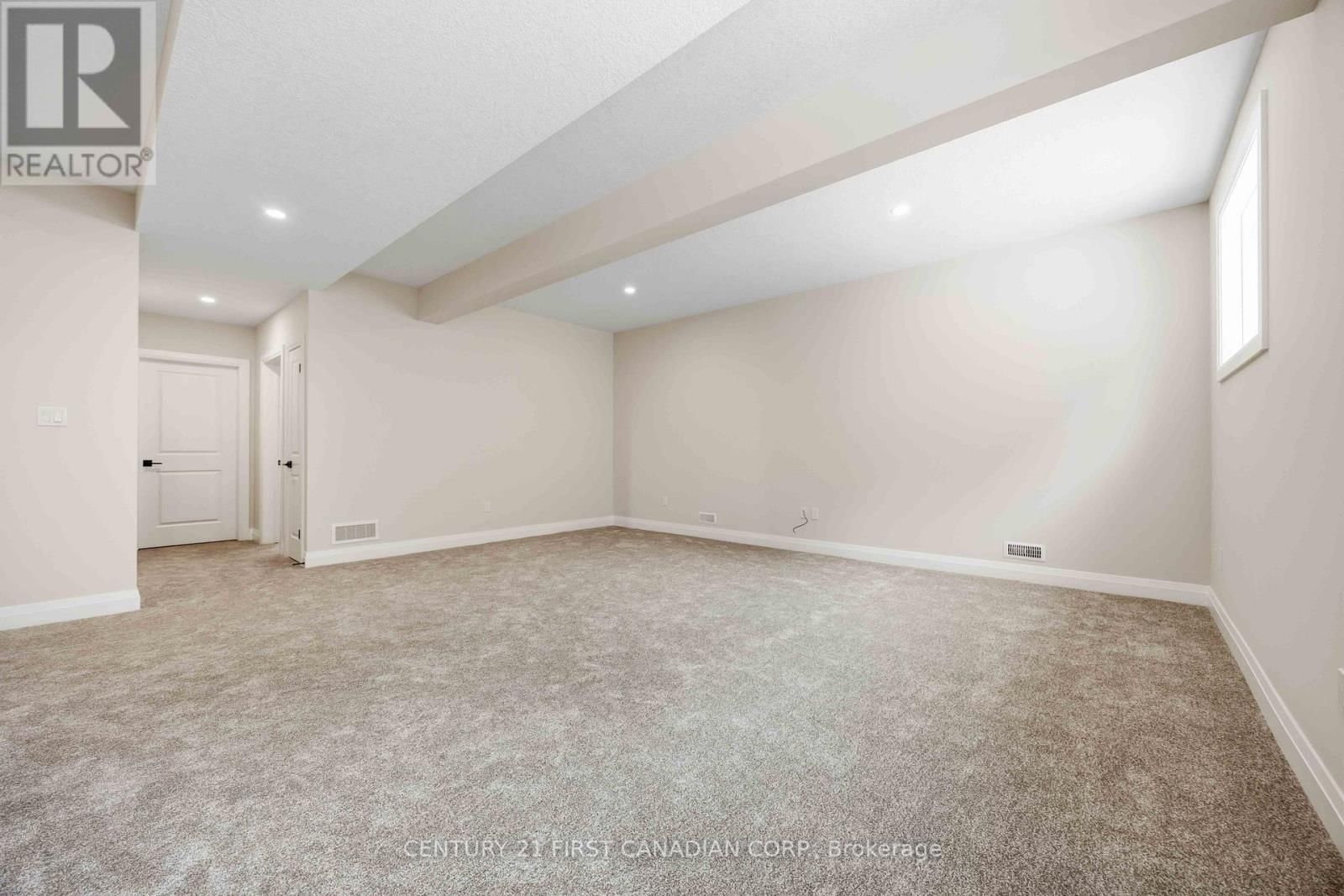 639 KETTER WAY Image 30