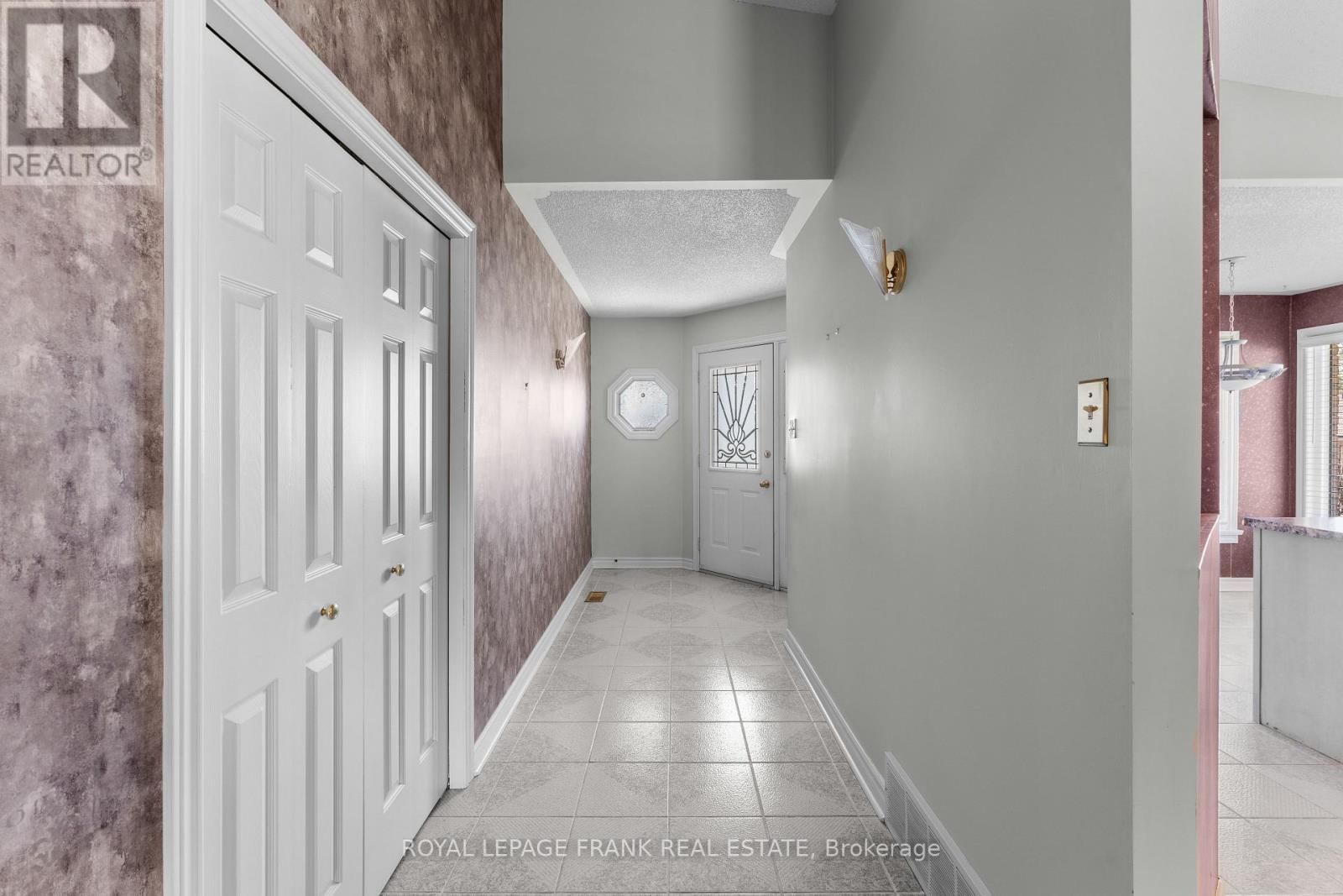 2 HILLVIEW DRIVE Image 5