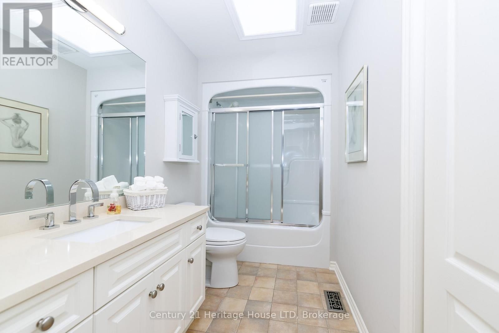 4 - 1439 NIAGARA STONE ROAD Image 15