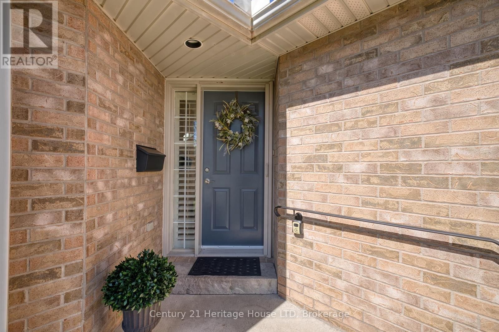 4 - 1439 NIAGARA STONE ROAD Image 3