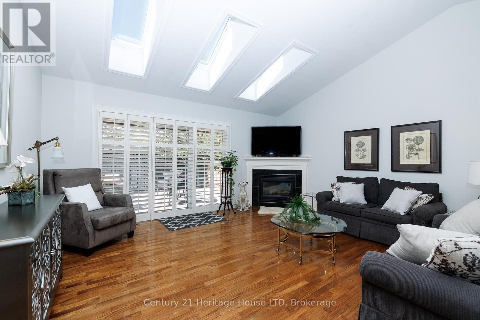 4 - 1439 NIAGARA STONE ROAD Image 6