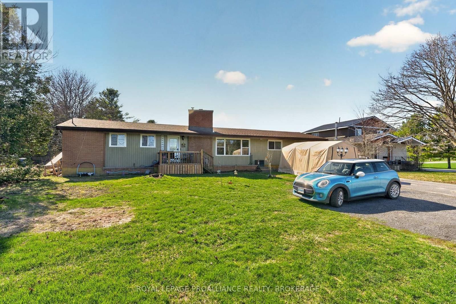 2499 PERTH ROAD Image 1