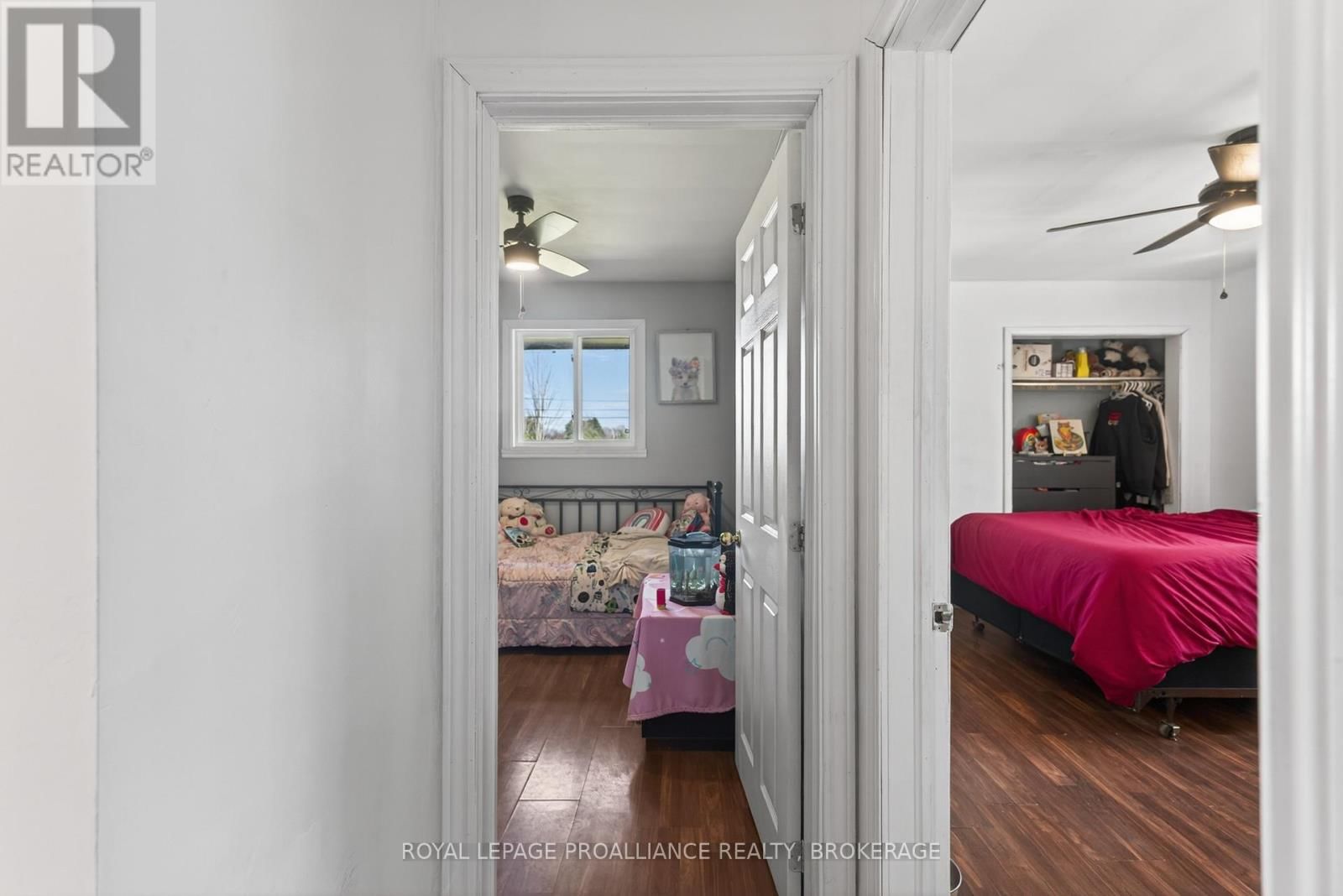 2499 PERTH ROAD Image 21