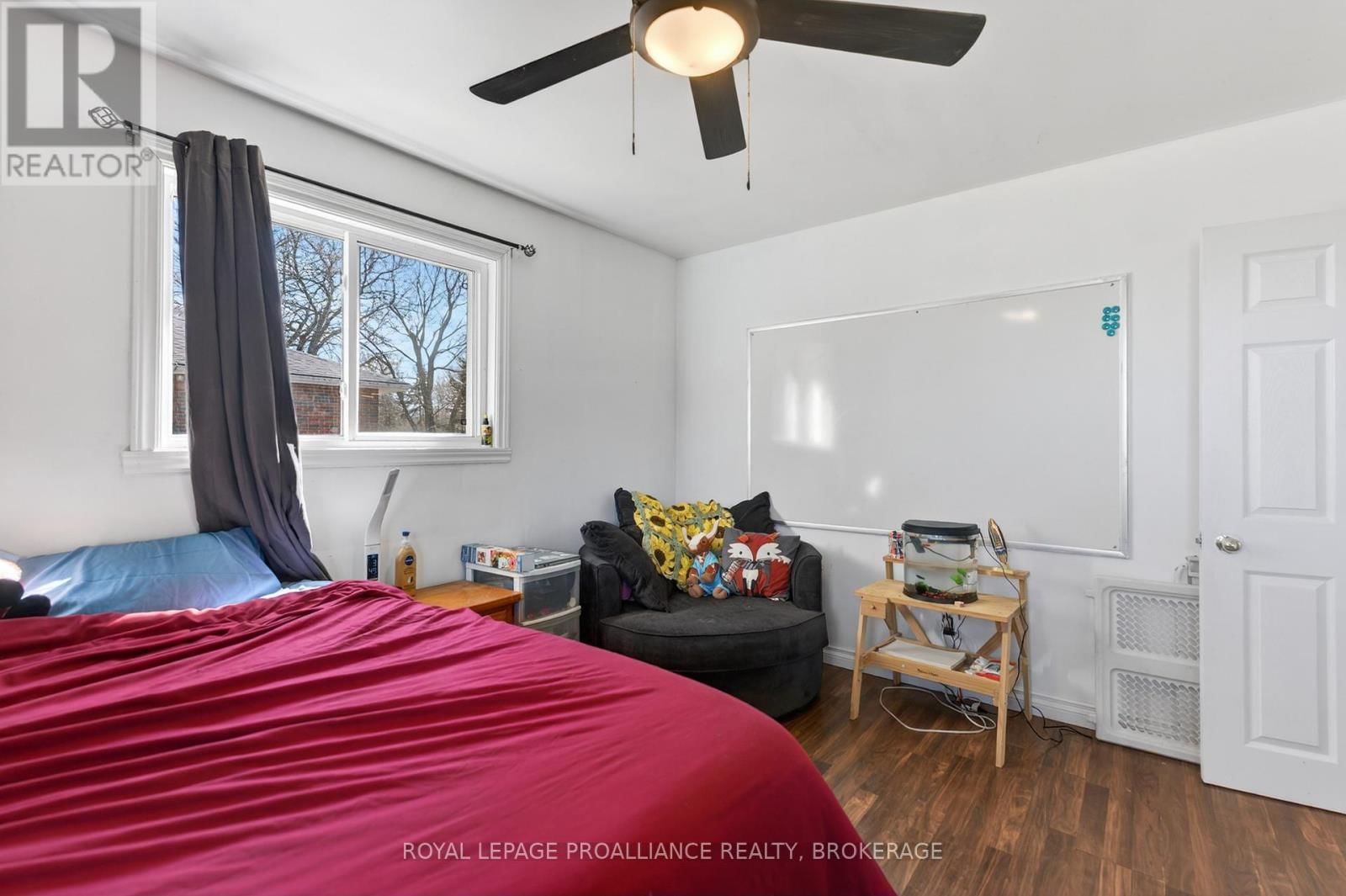 2499 PERTH ROAD Image 24