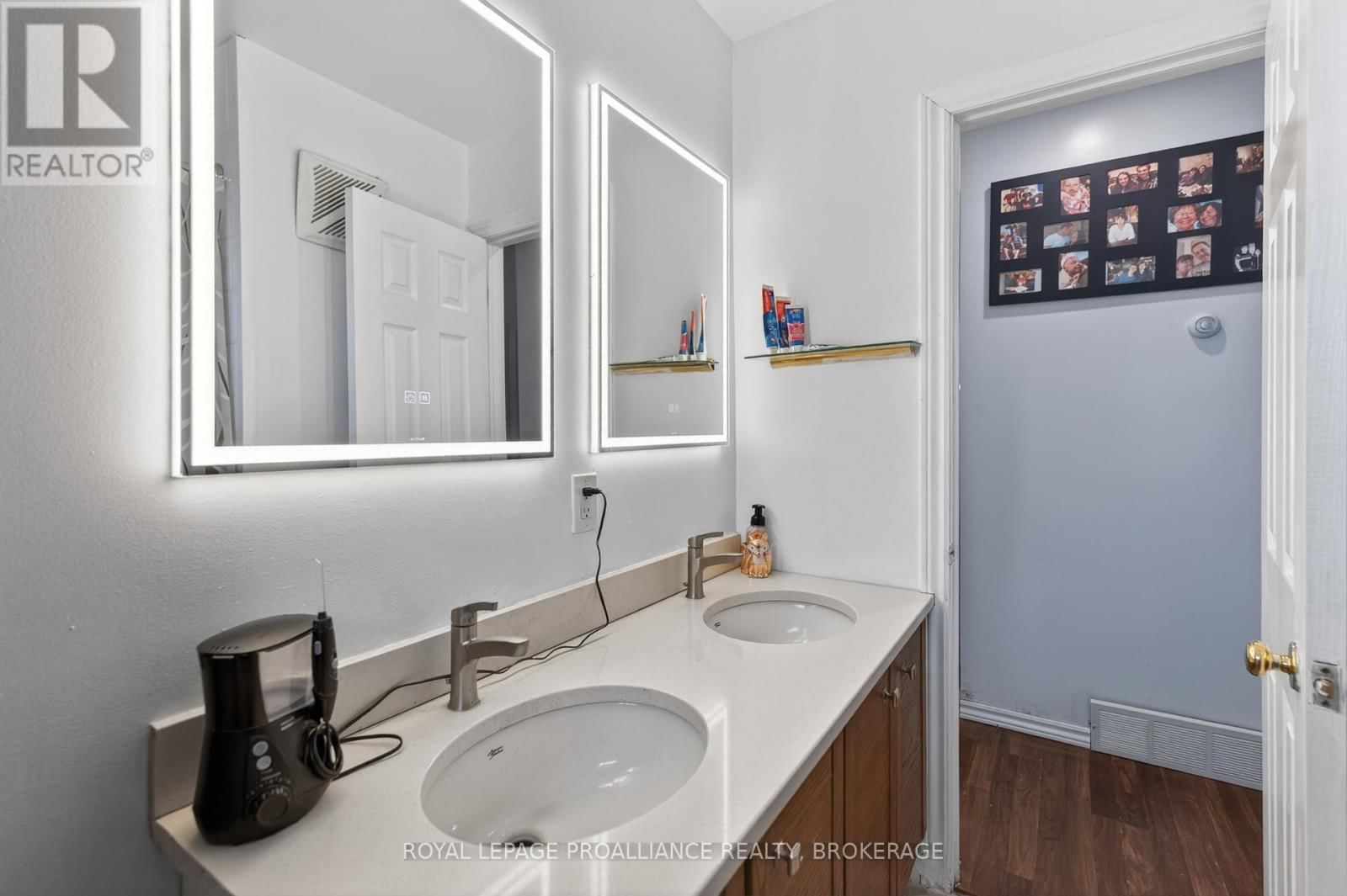 2499 PERTH ROAD Image 29