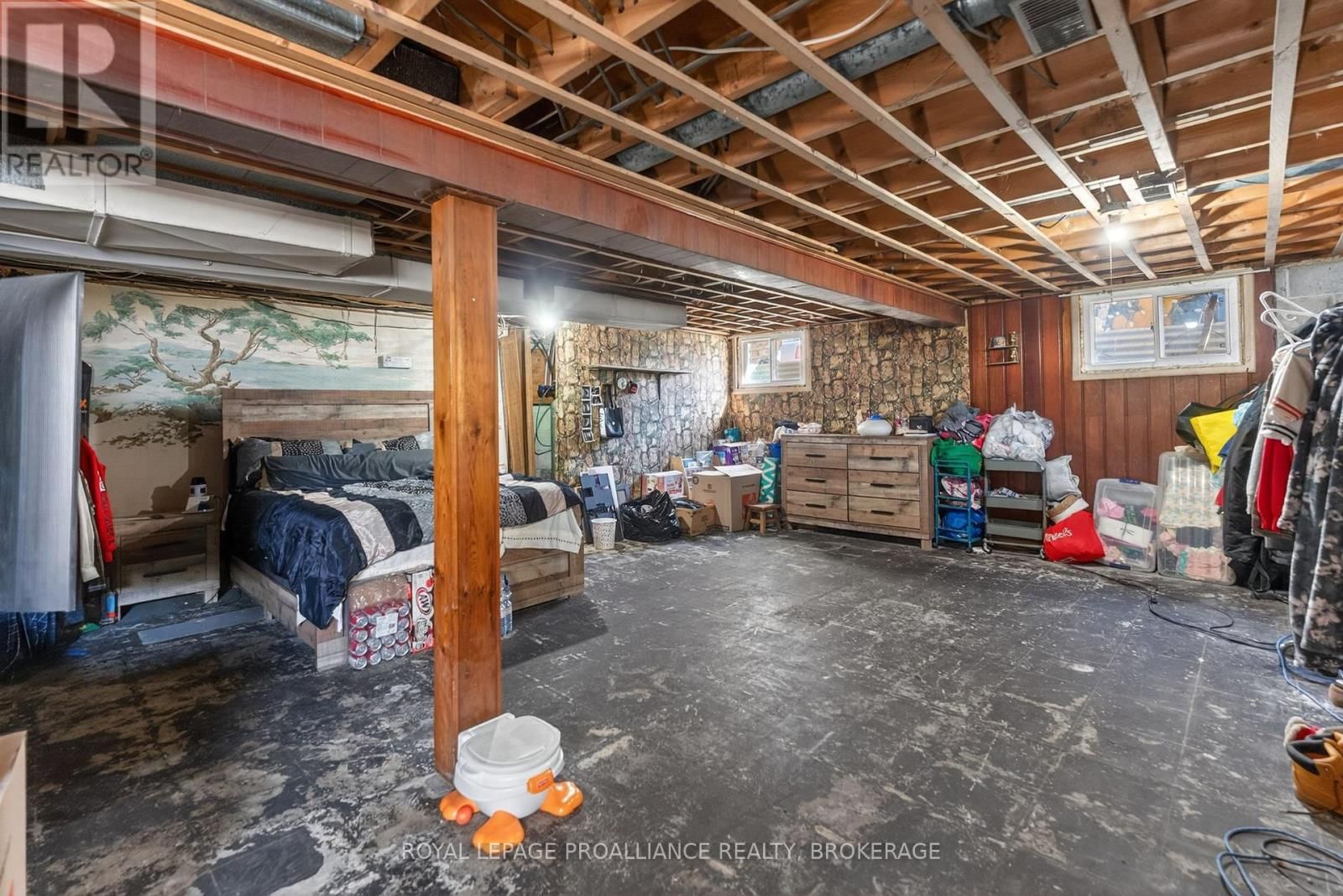 2499 PERTH ROAD Image 30