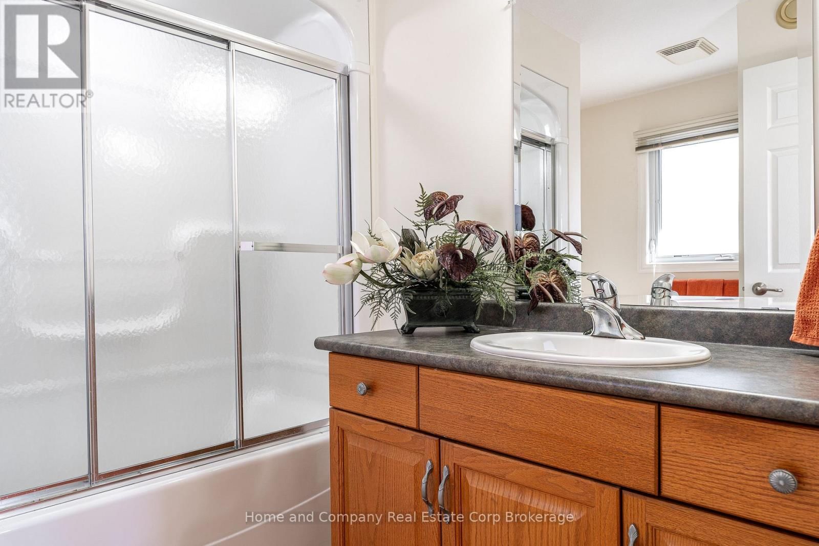 86 LIGHTBOURNE AVENUE Image 22