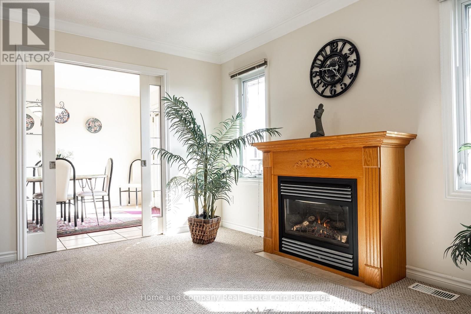 86 LIGHTBOURNE AVENUE Image 24