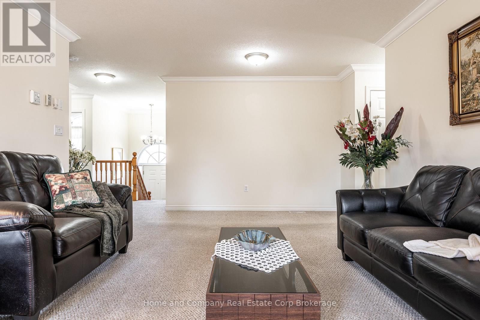 86 LIGHTBOURNE AVENUE Image 26