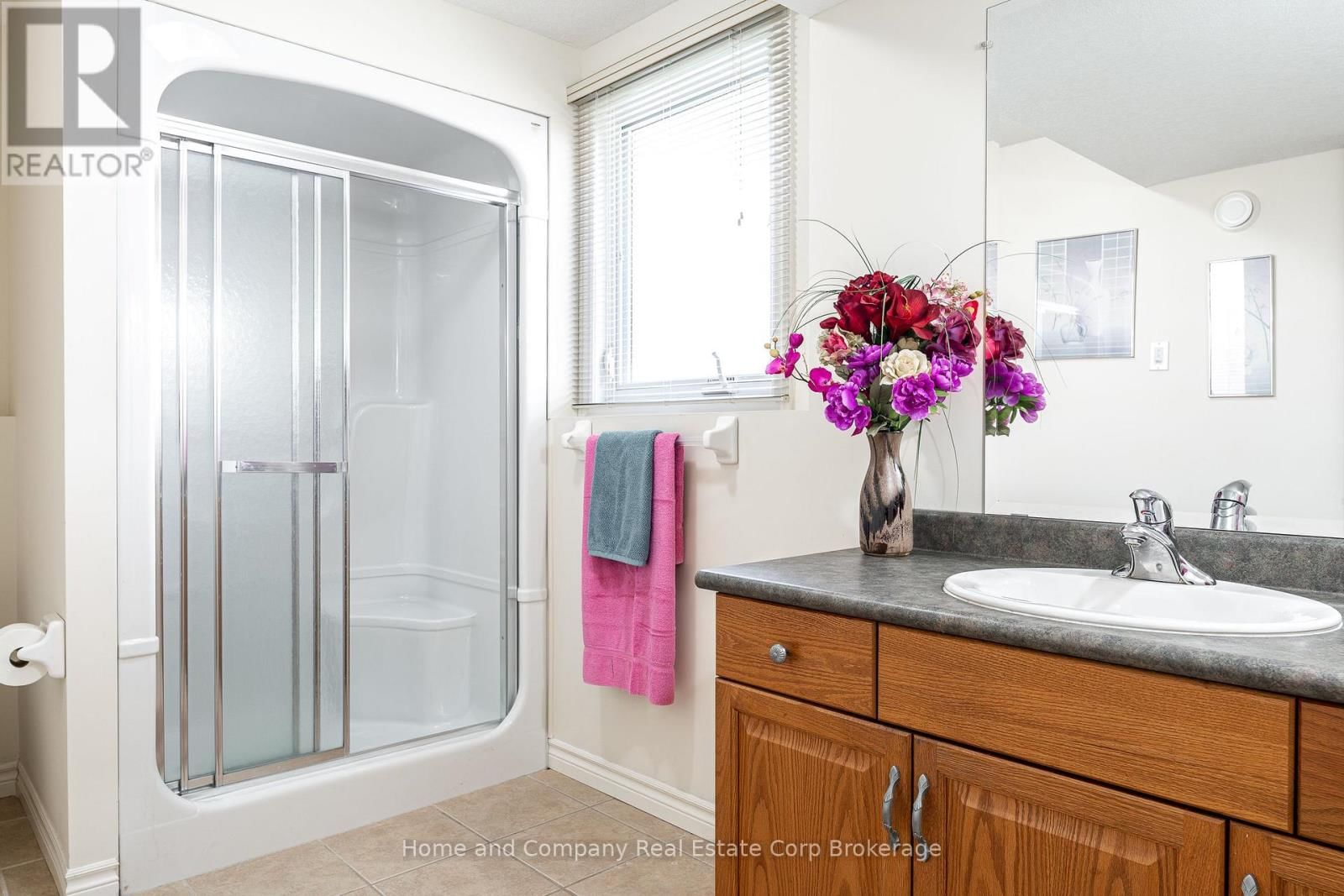 86 LIGHTBOURNE AVENUE Image 37