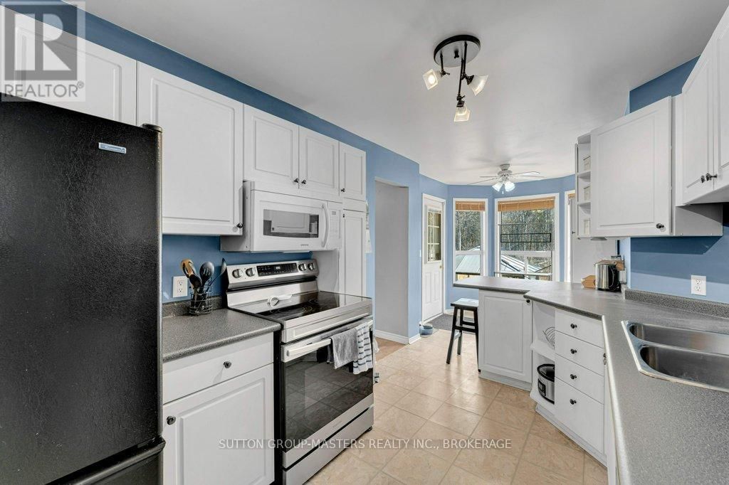 118 SIR JOHN JOHNSON DRIVE Image 13