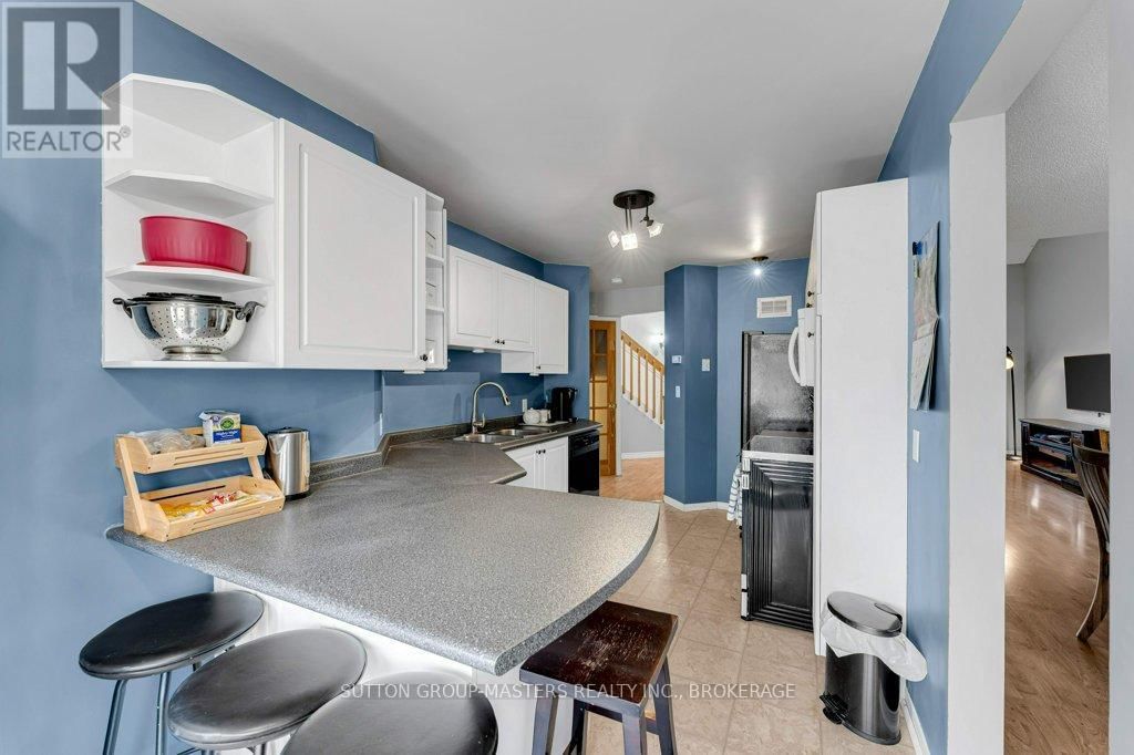 118 SIR JOHN JOHNSON DRIVE Image 16