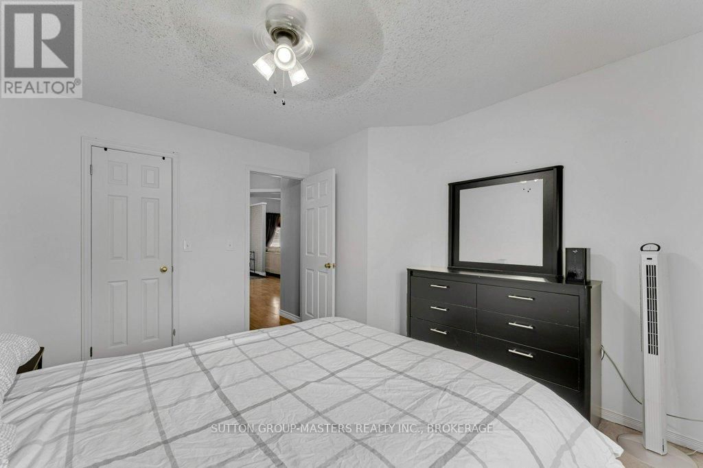 118 SIR JOHN JOHNSON DRIVE Image 18