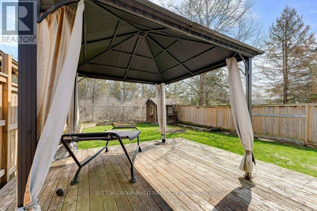 118 SIR JOHN JOHNSON DRIVE Image 43