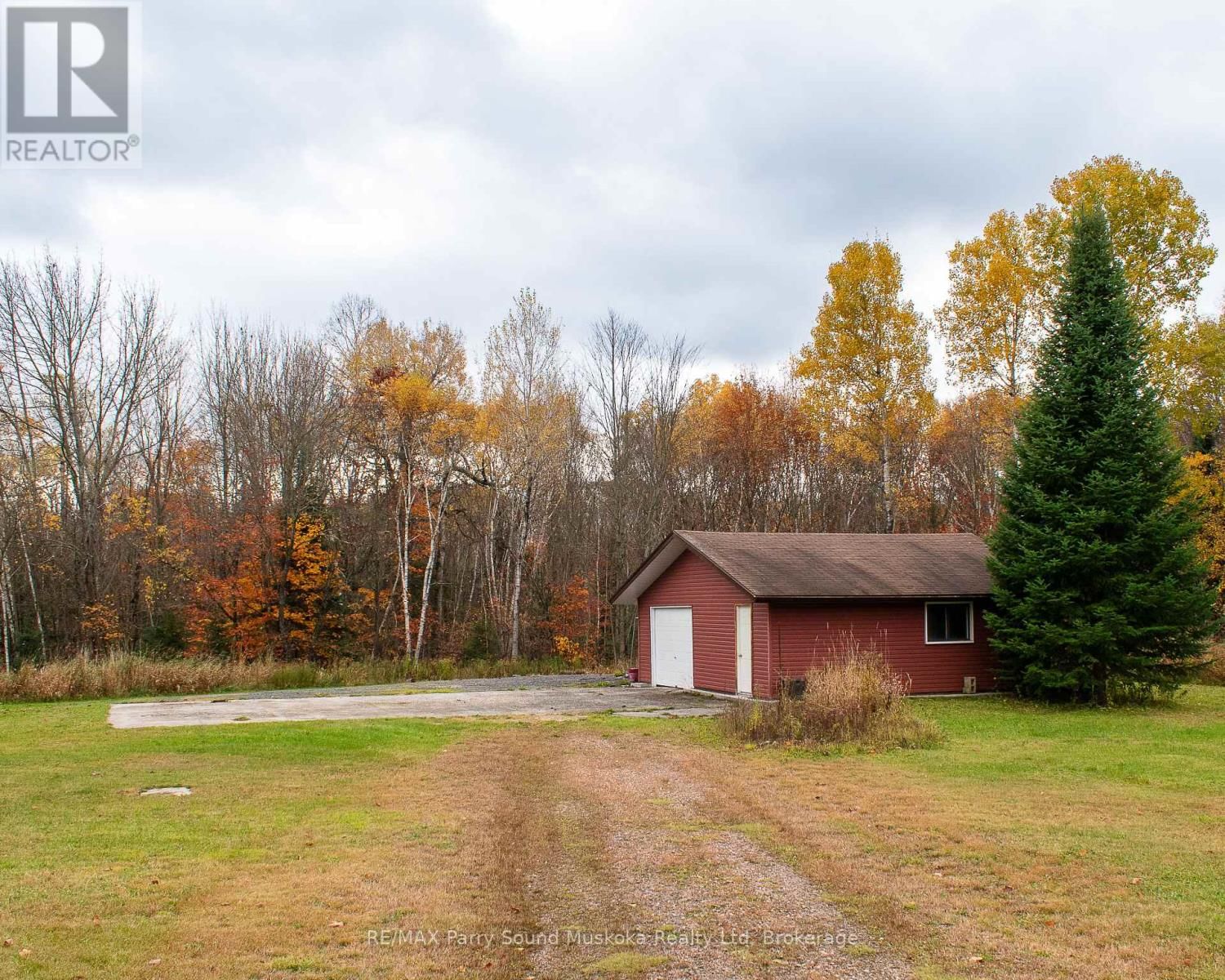 50 WOODS ROAD Image 43