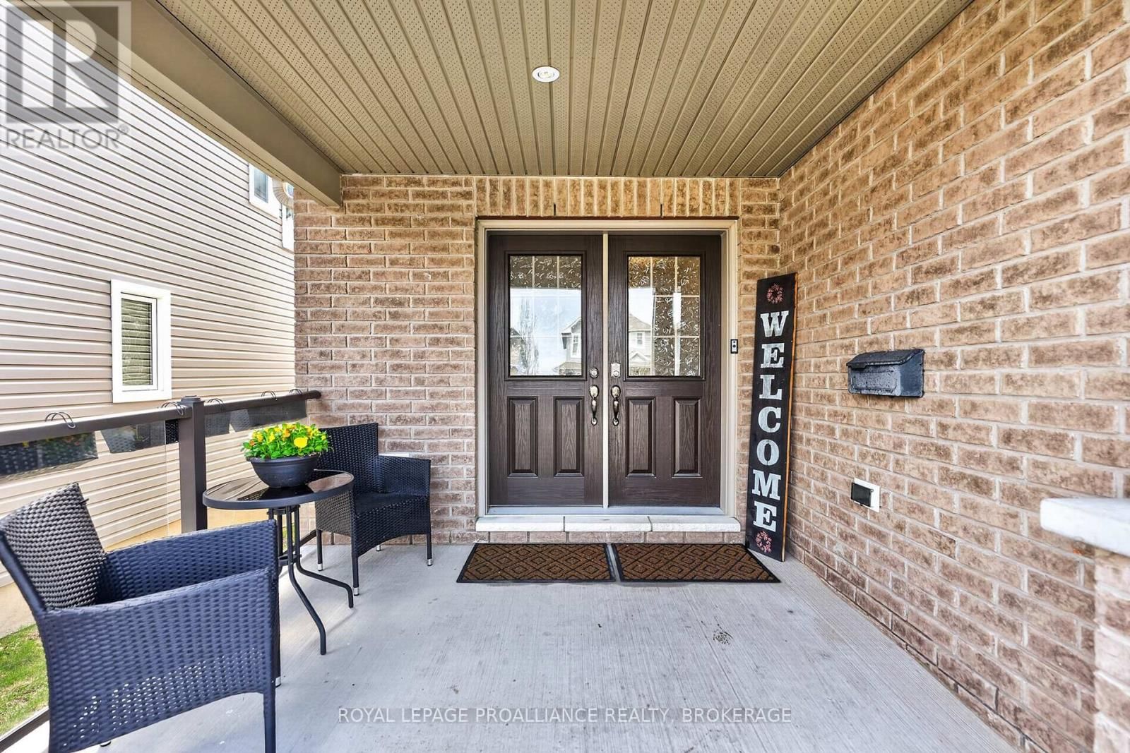 1153 ESCALA CRESCENT Image 2