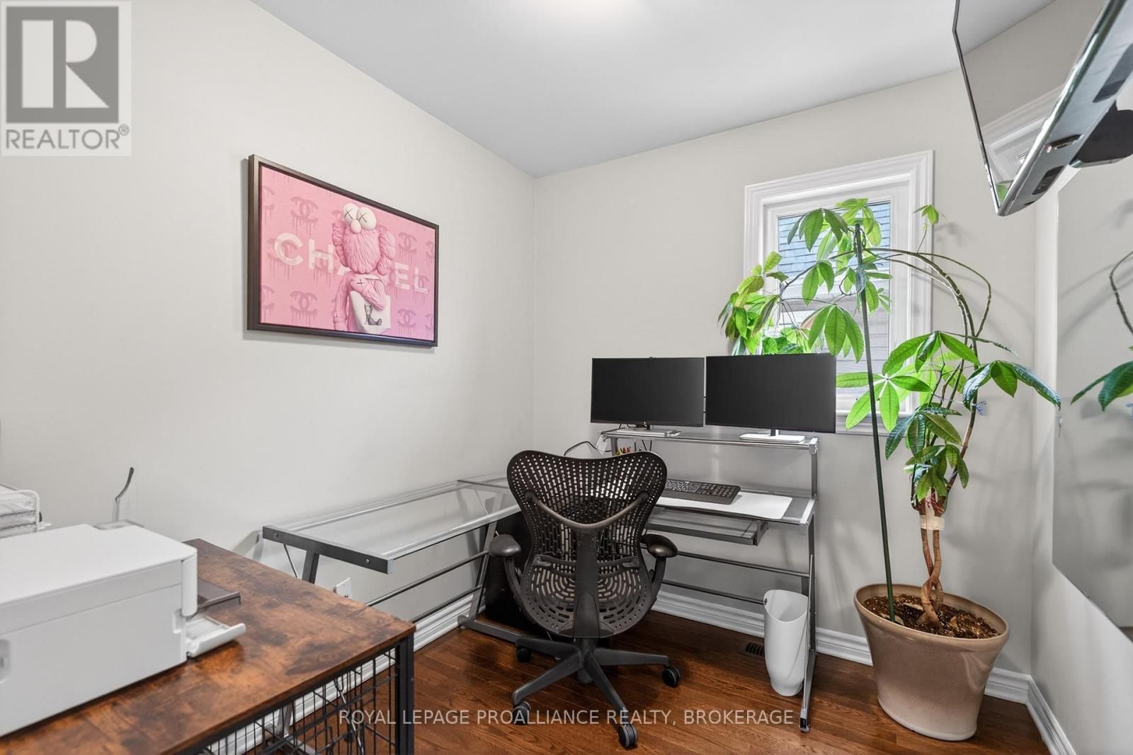 1153 ESCALA CRESCENT Image 24