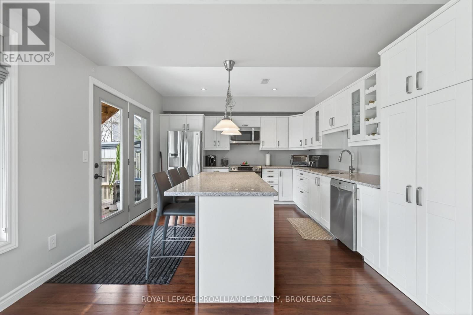 1153 ESCALA CRESCENT Image 32