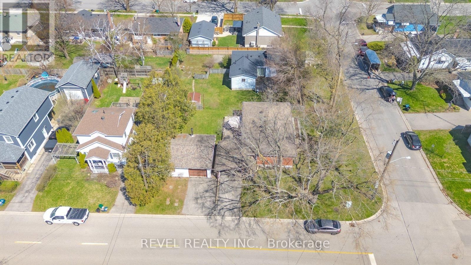 36 HAMILTON AVENUE Image 42