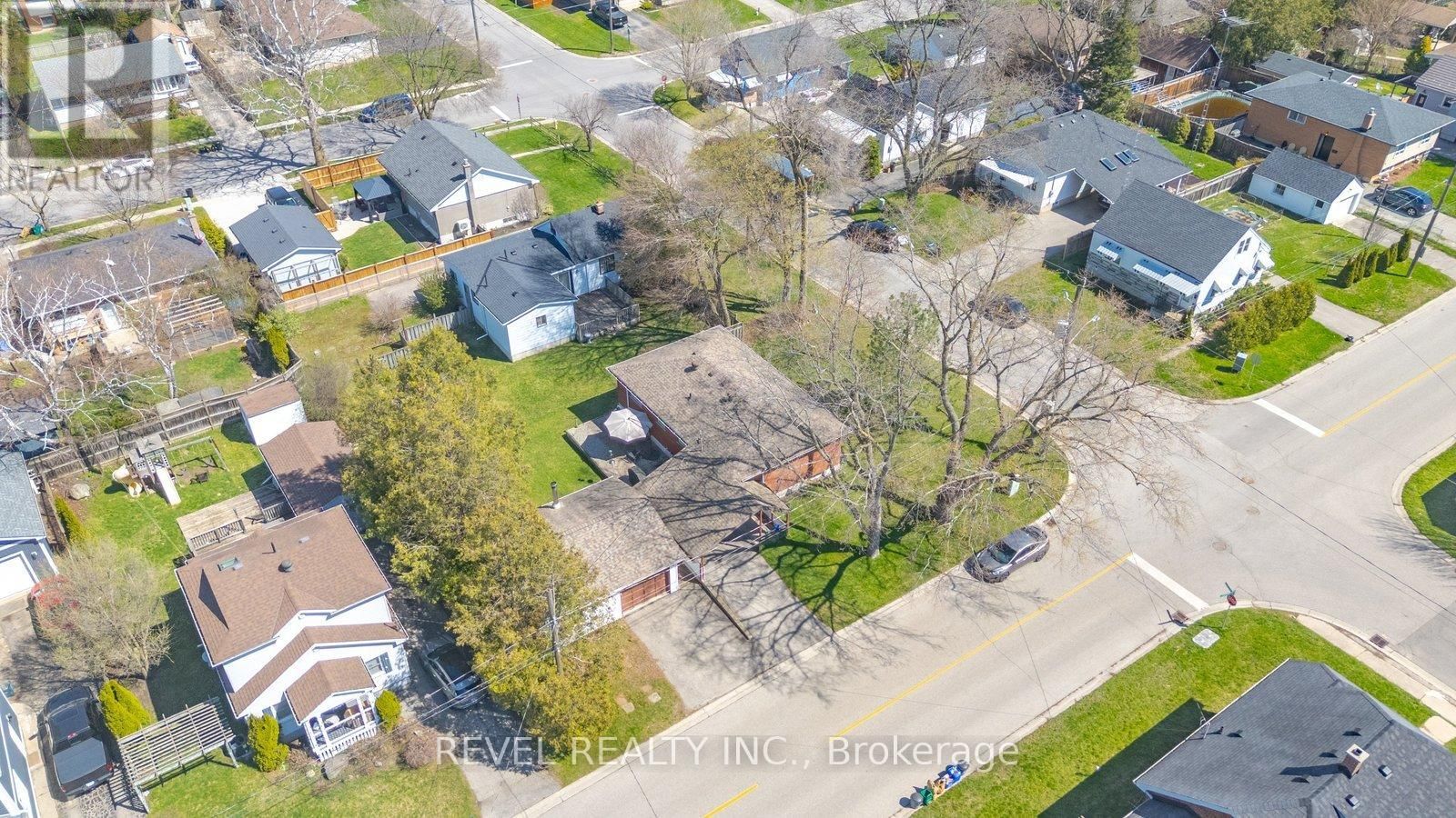 36 HAMILTON AVENUE Image 44