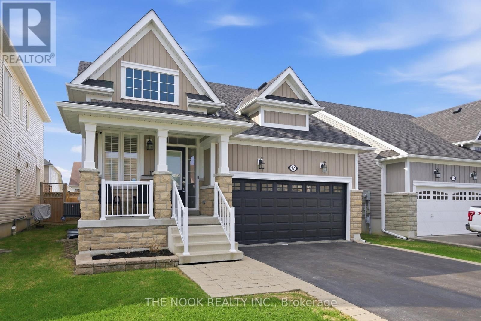 17 DEACON CRESCENT Image 1