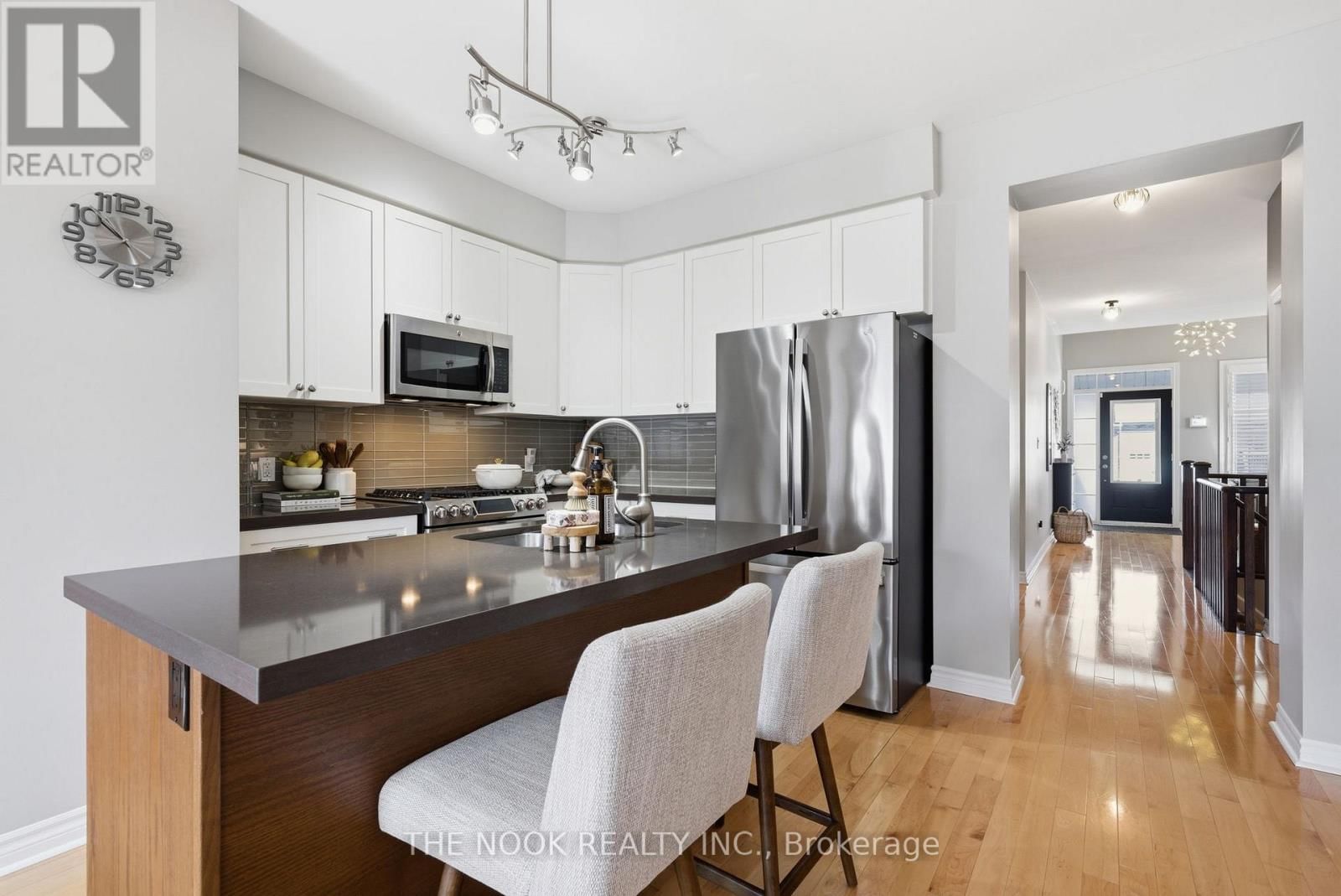 17 DEACON CRESCENT Image 10