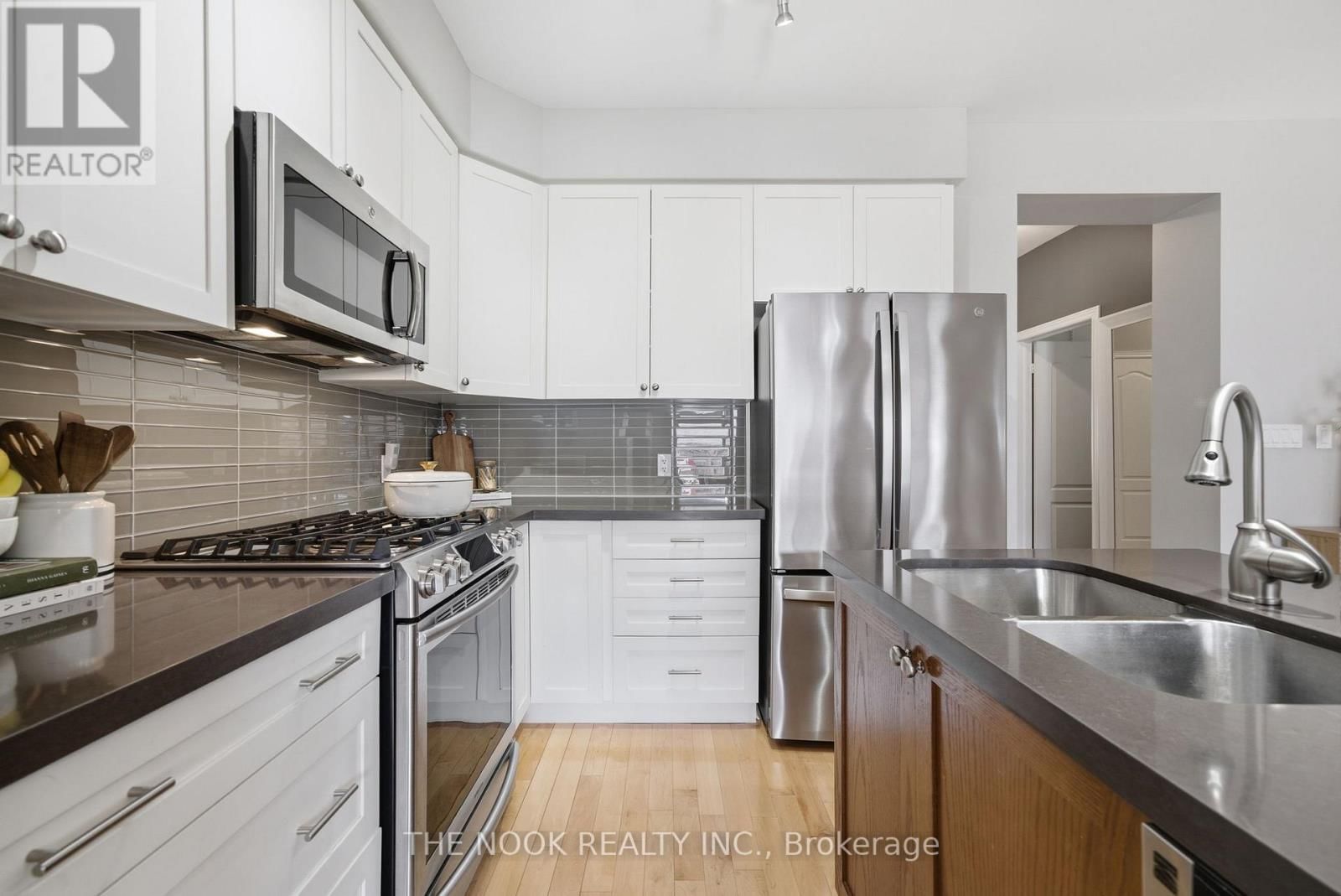 17 DEACON CRESCENT Image 11