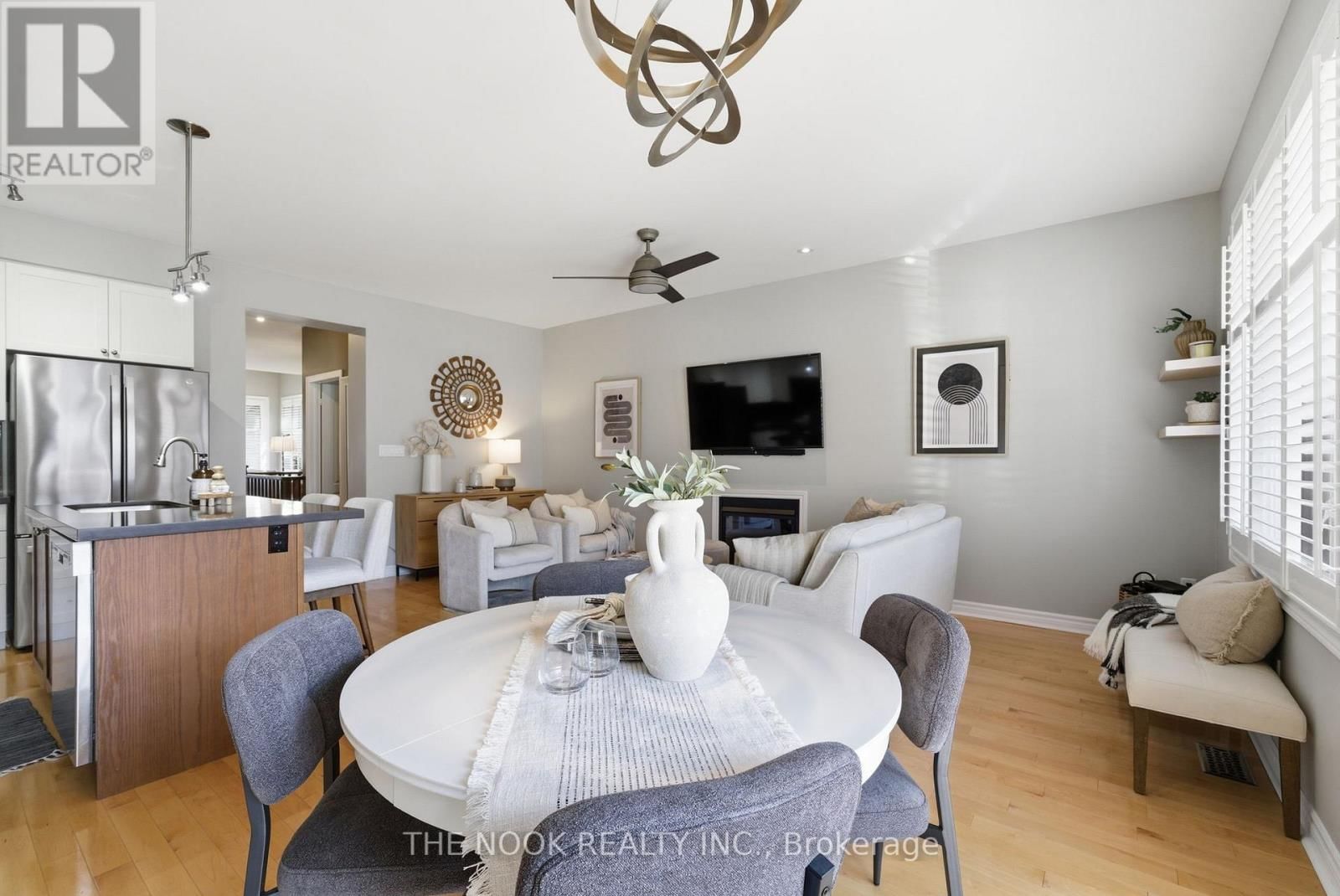 17 DEACON CRESCENT Image 15