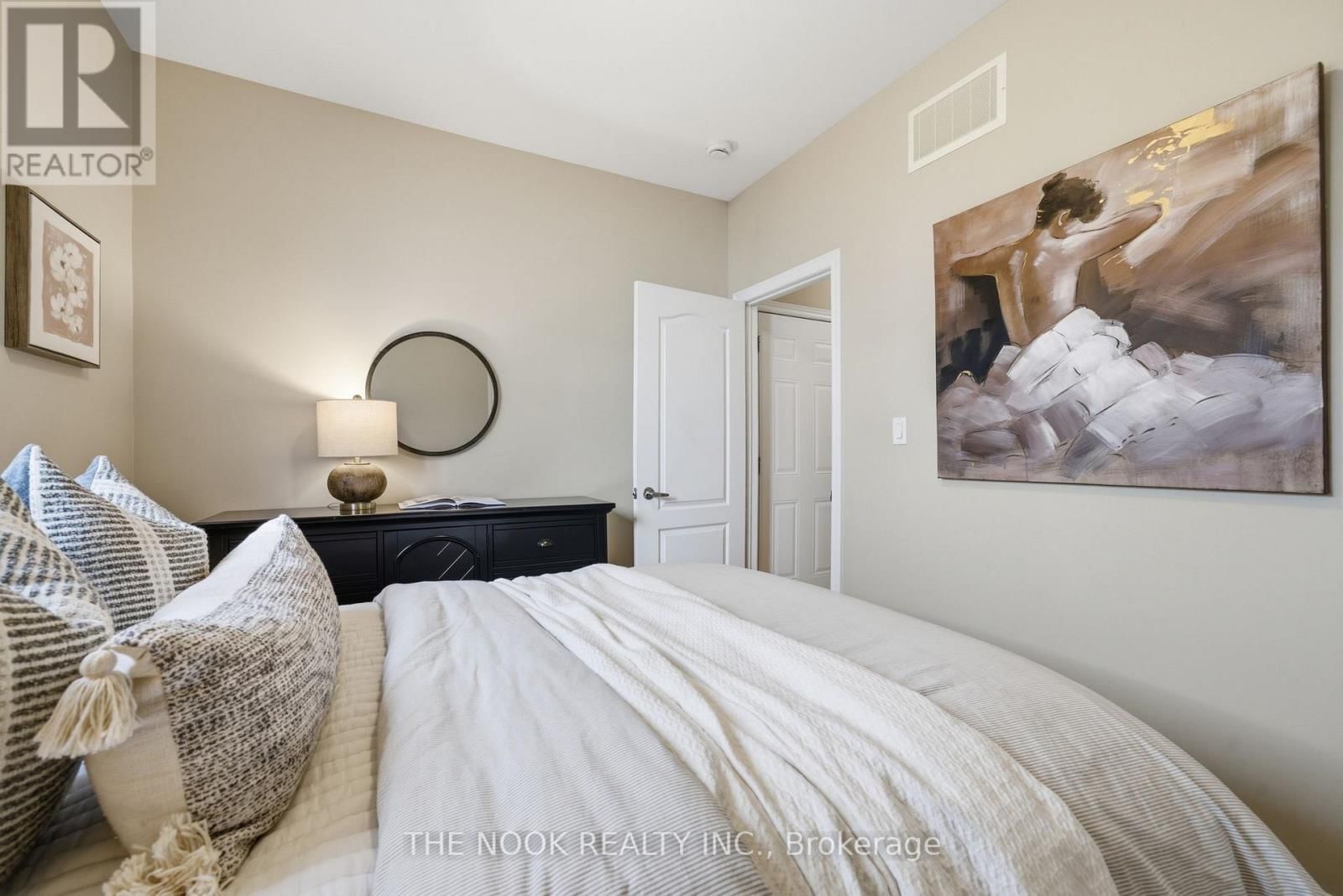 17 DEACON CRESCENT Image 20