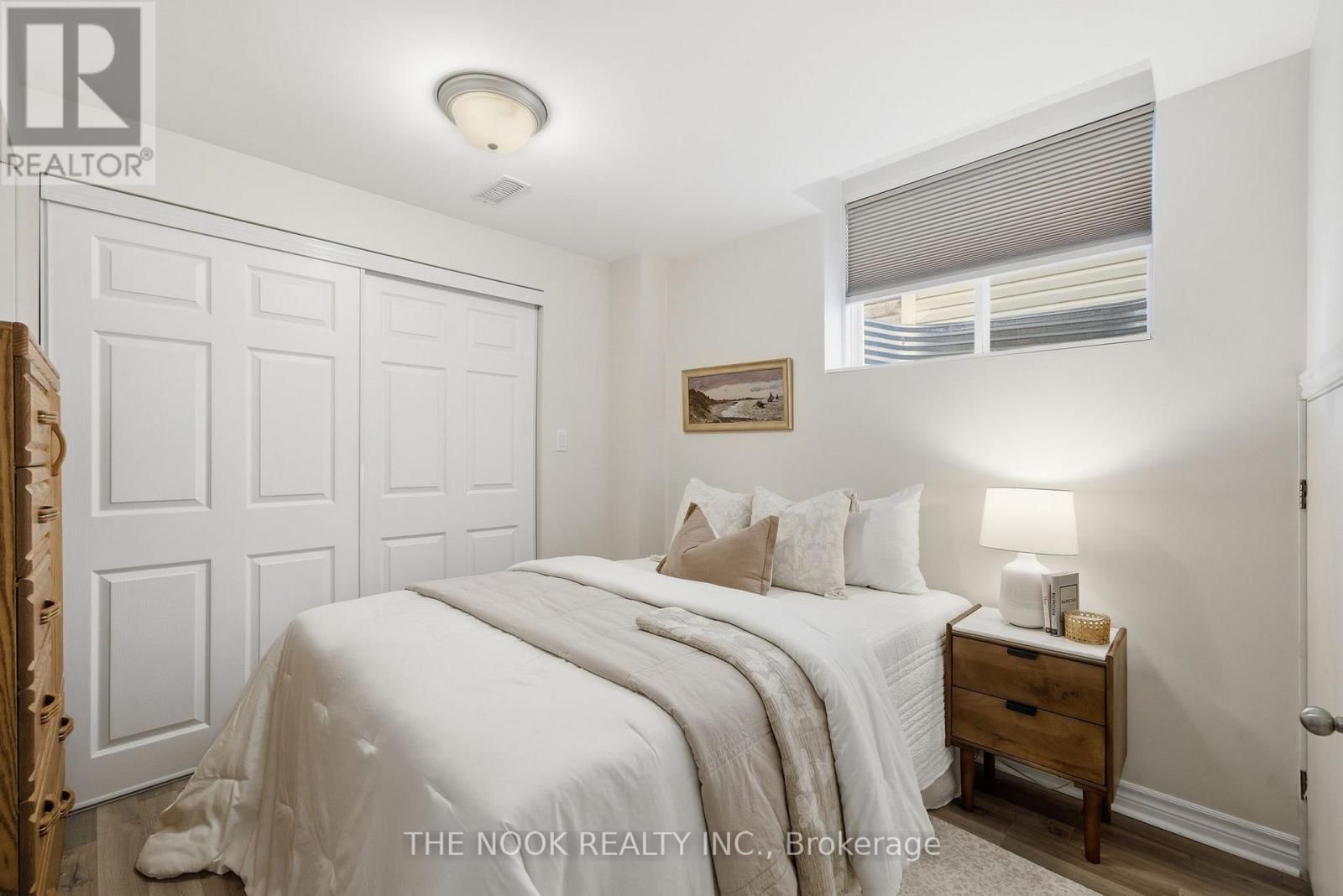 17 DEACON CRESCENT Image 25