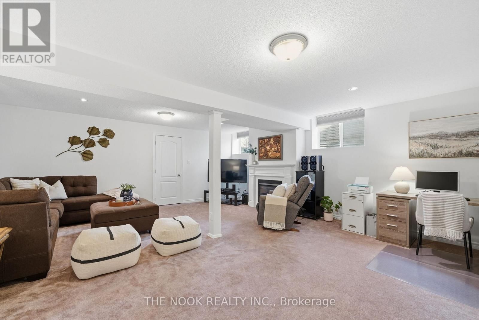 17 DEACON CRESCENT Image 30