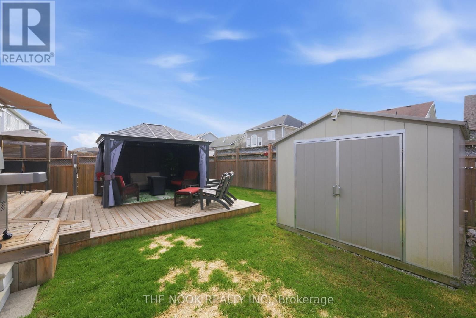 17 DEACON CRESCENT Image 37