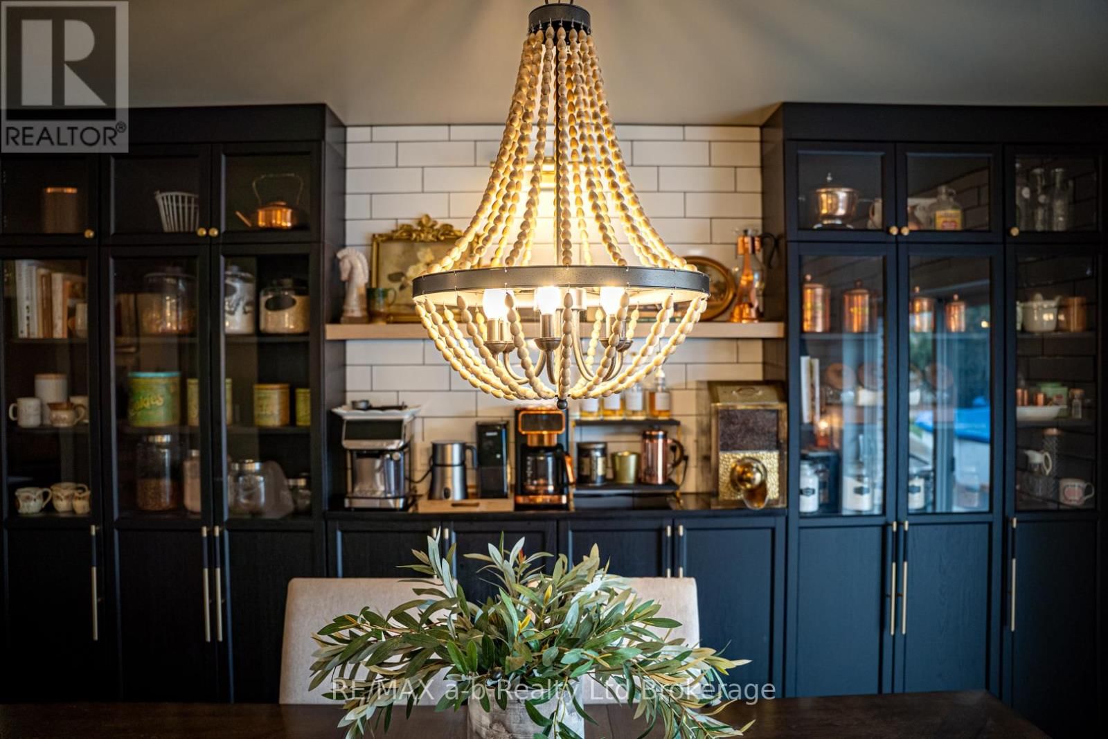 3 BELFAST CIRCLE Image 12