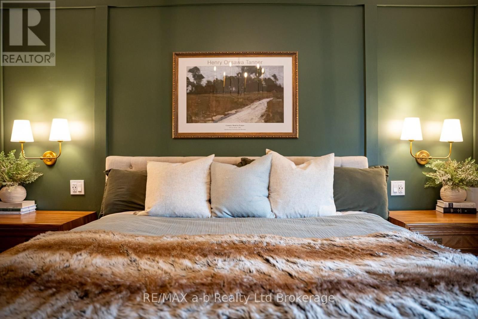 3 BELFAST CIRCLE Image 19