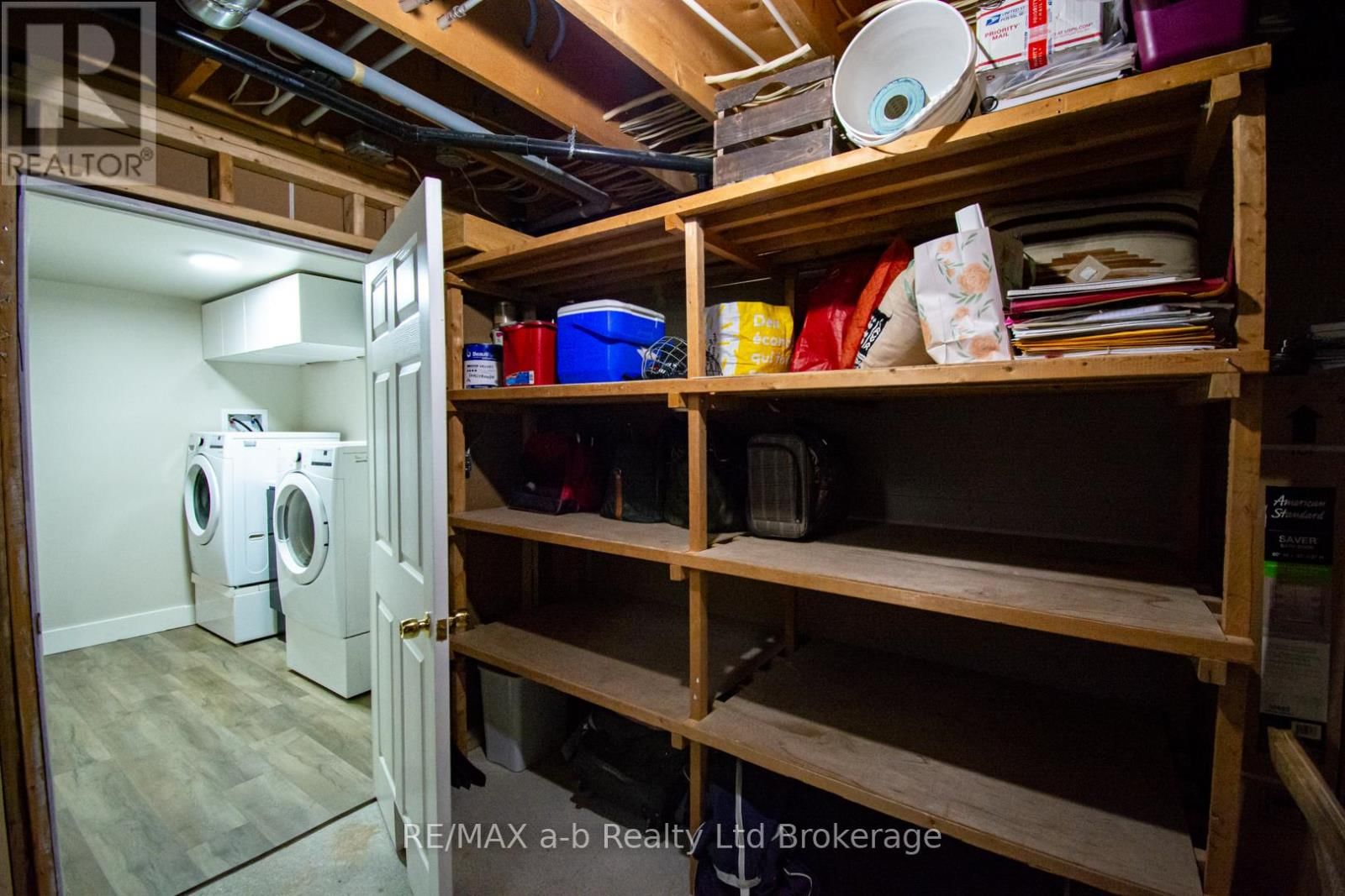 3 BELFAST CIRCLE Image 42