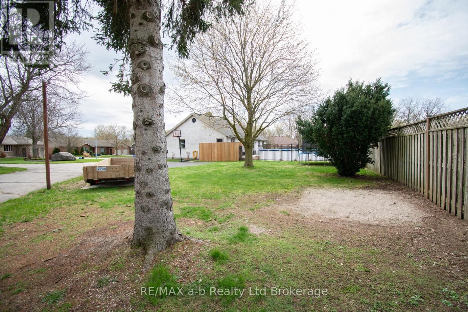 3 BELFAST CIRCLE Image 45