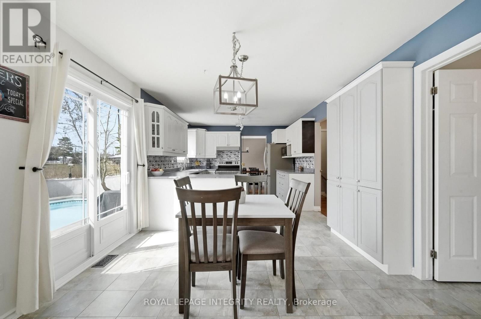 675 POTVIN AVENUE Image 17