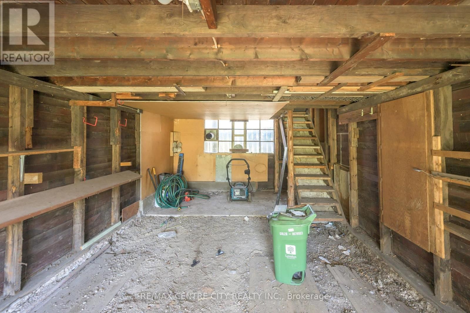 1180 YORK STREET Image 15