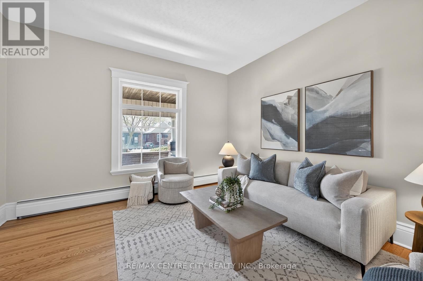 1180 YORK STREET Image 19