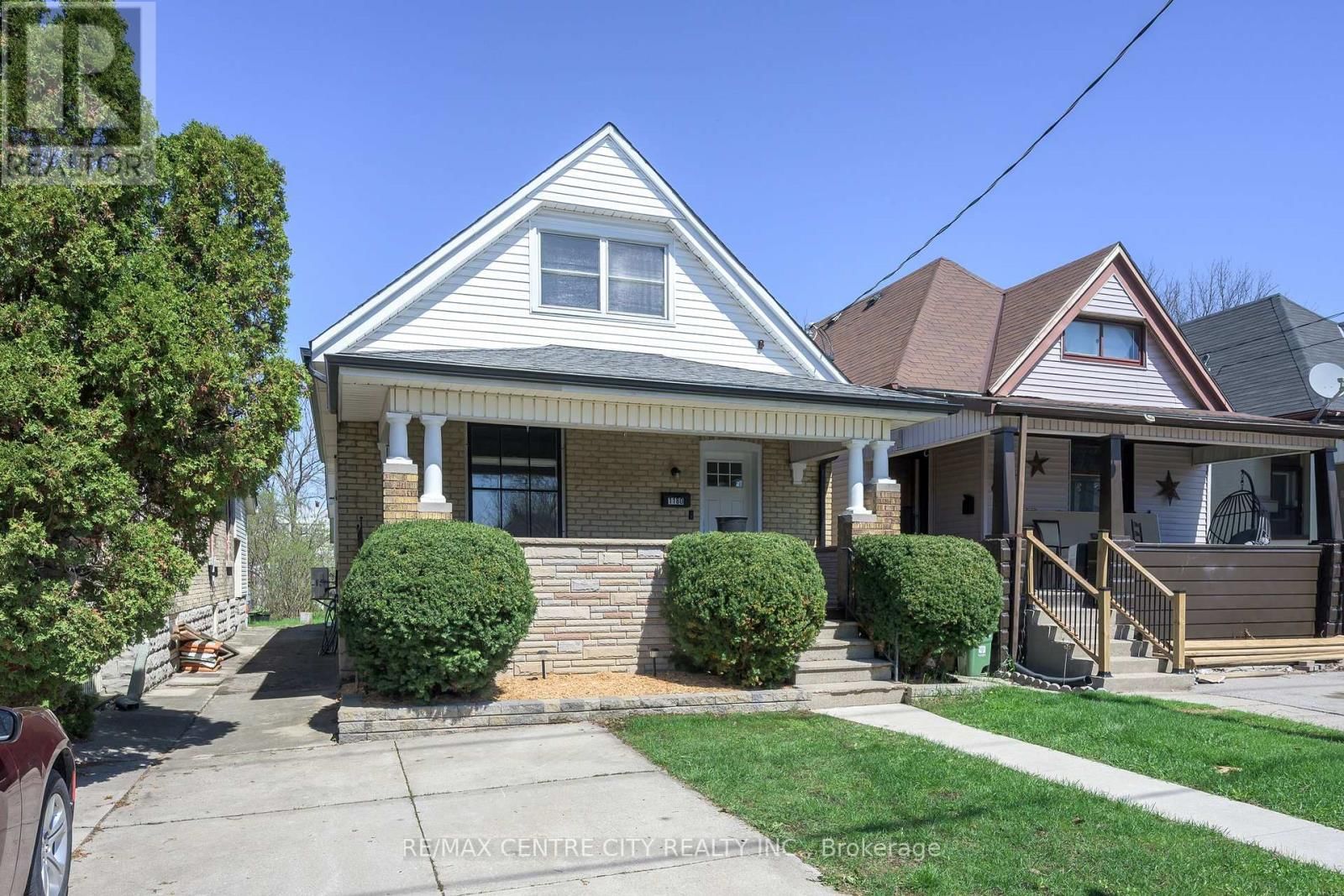 1180 YORK STREET Image 3