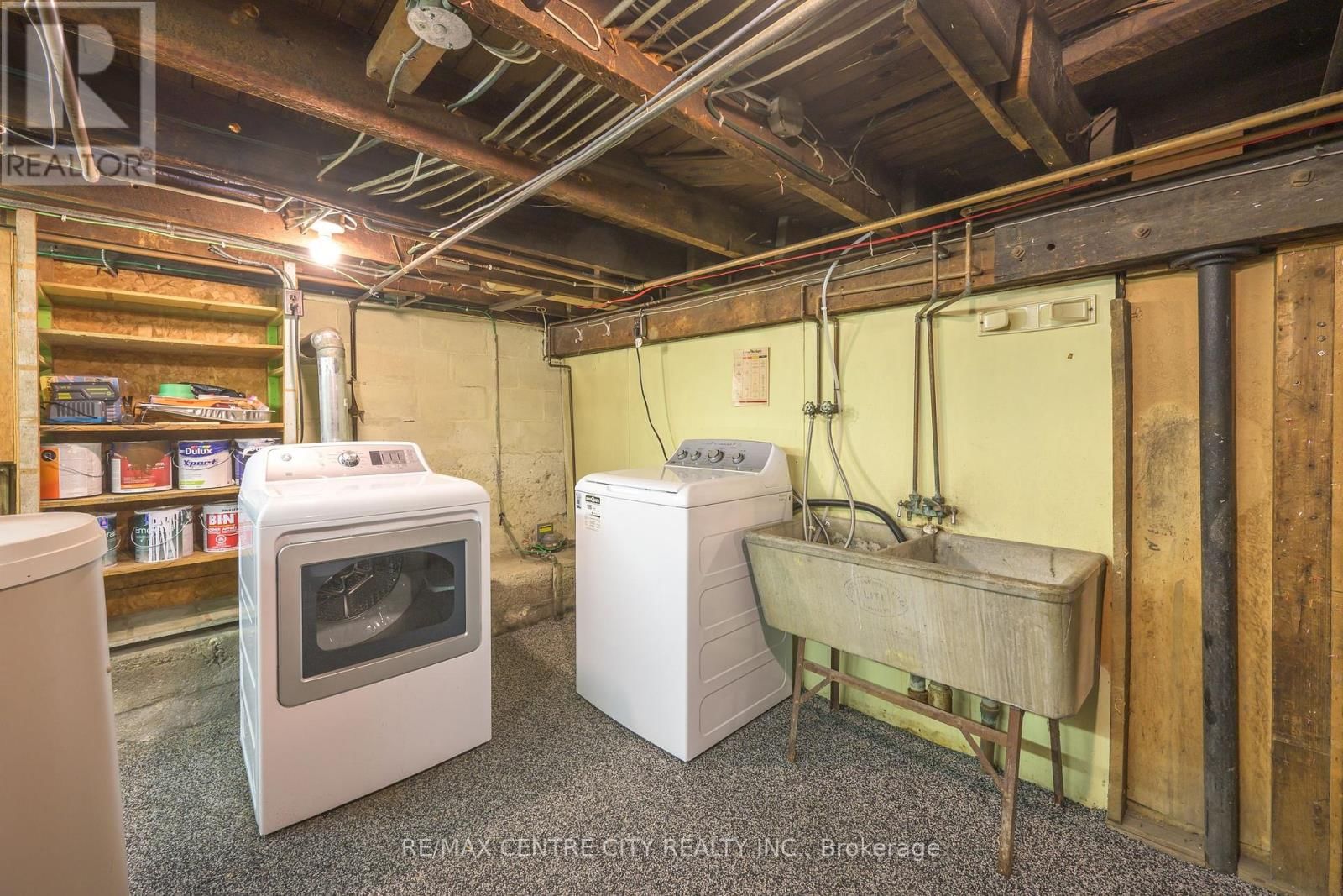 1180 YORK STREET Image 42