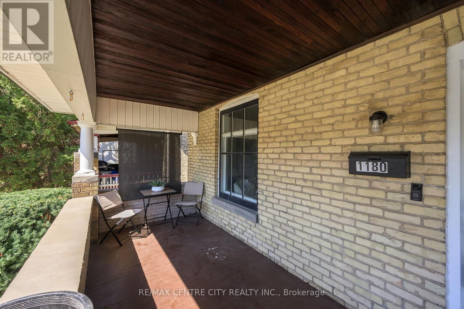 1180 YORK STREET Image 6