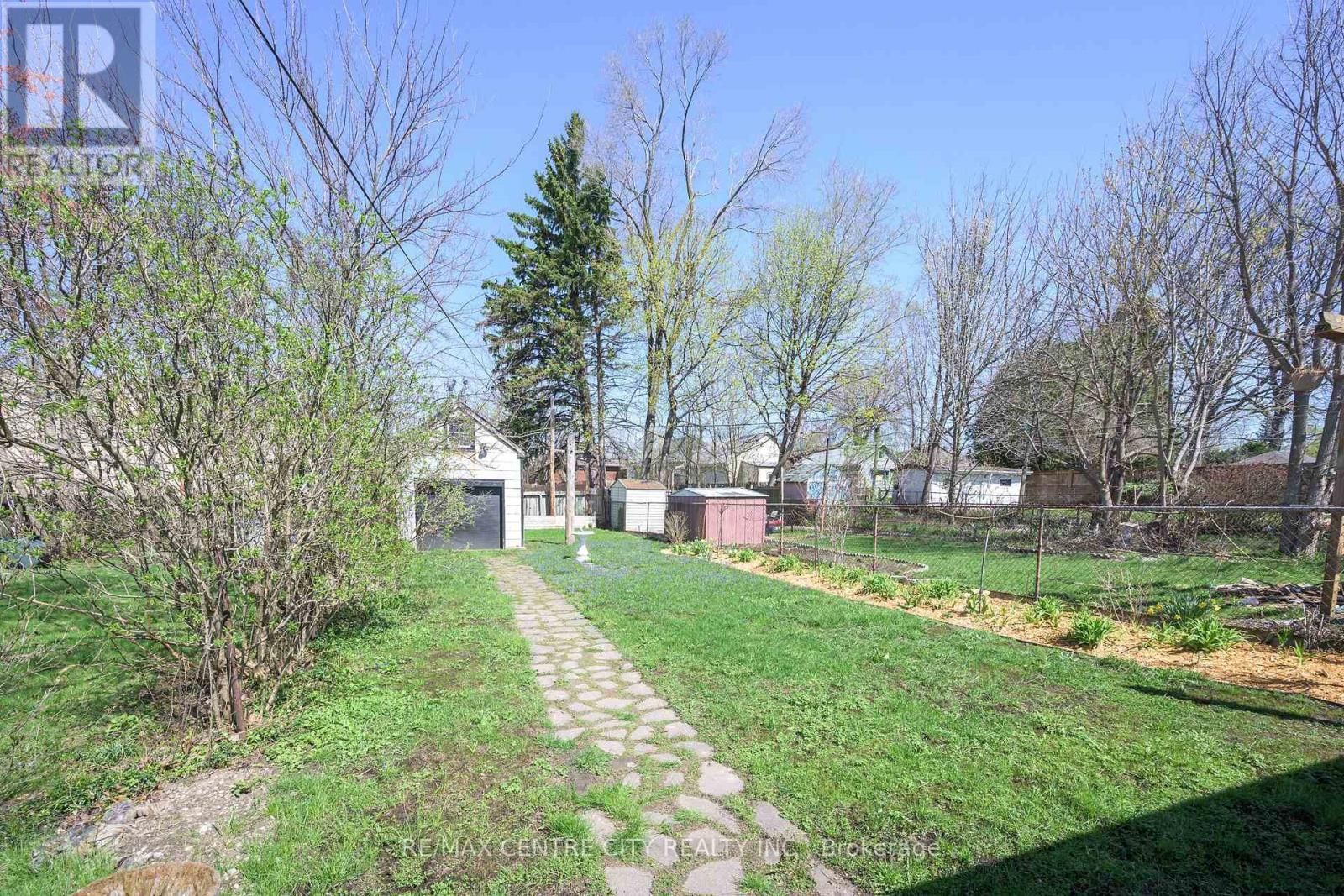 1180 YORK STREET Image 8