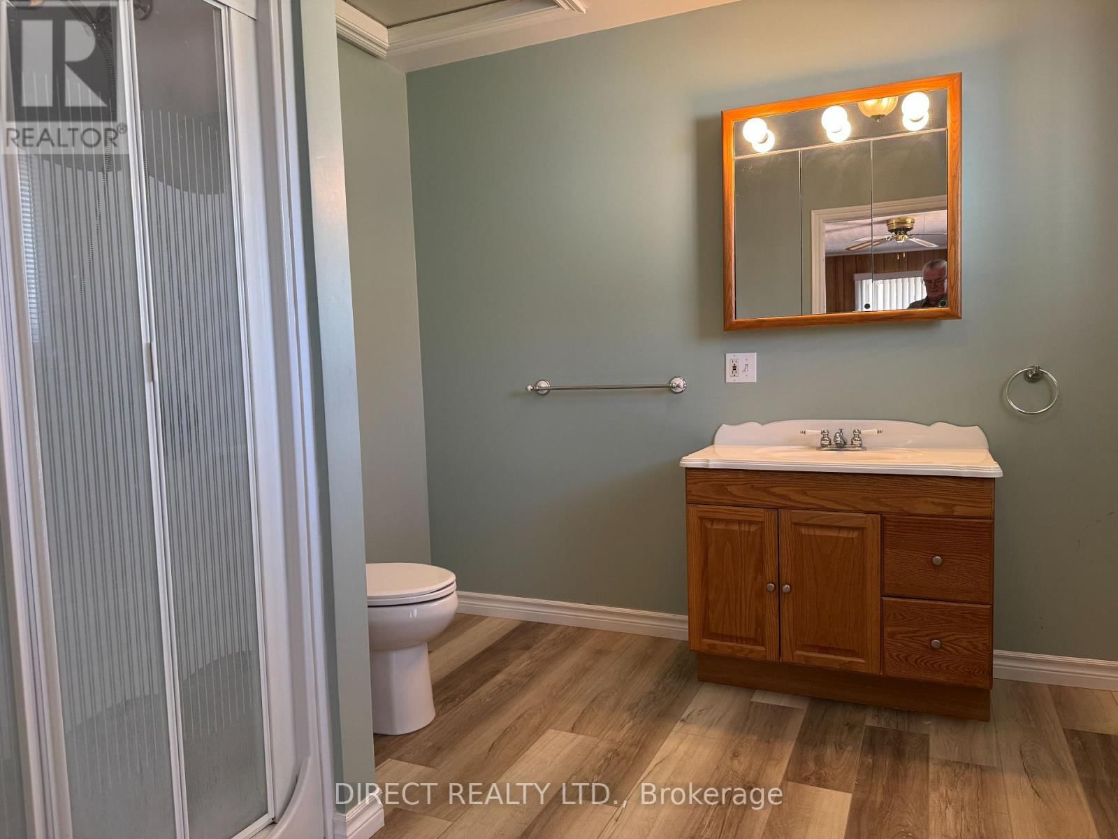 298 BLEECKER AVENUE Image 13