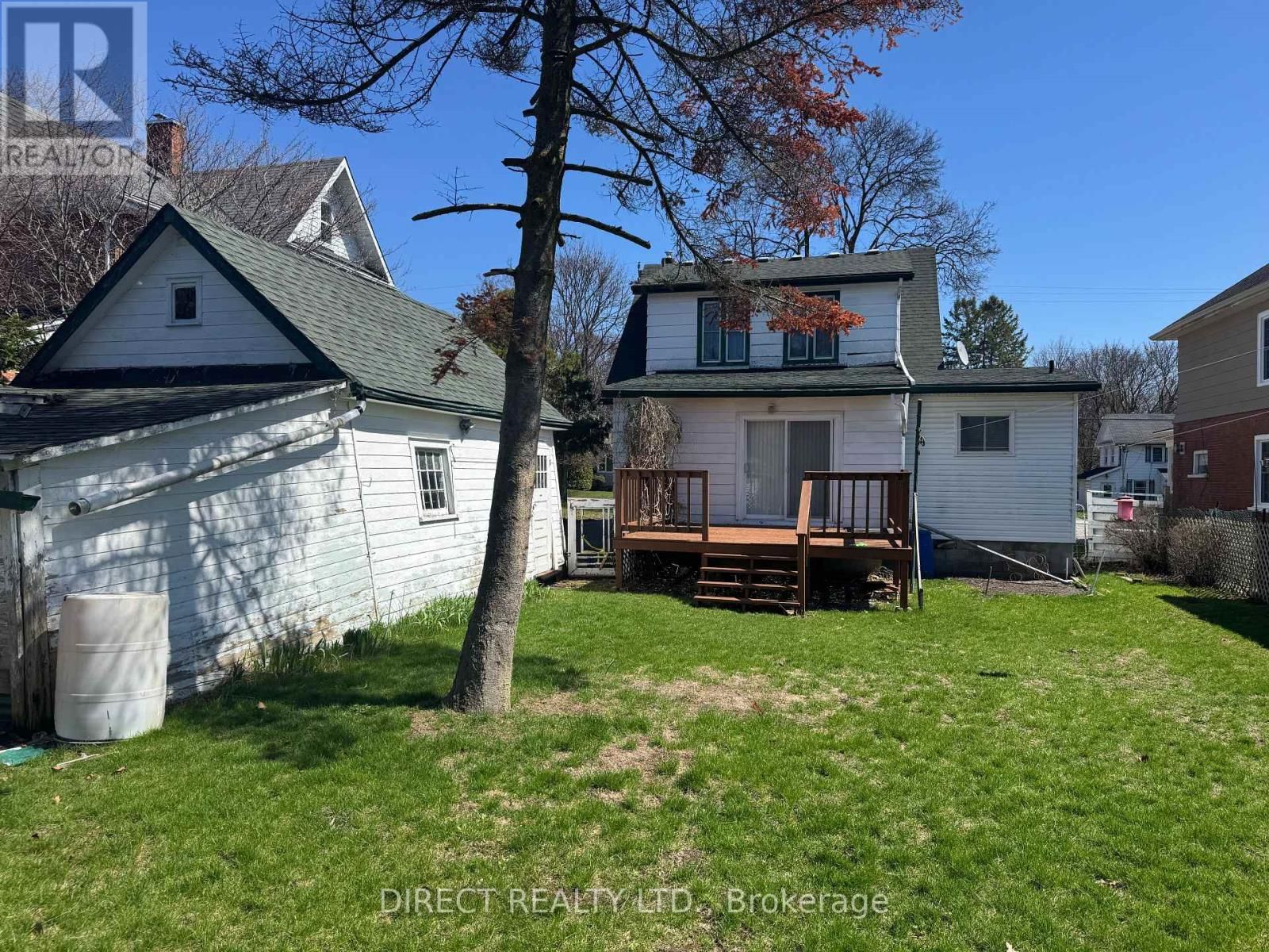 298 BLEECKER AVENUE Image 6