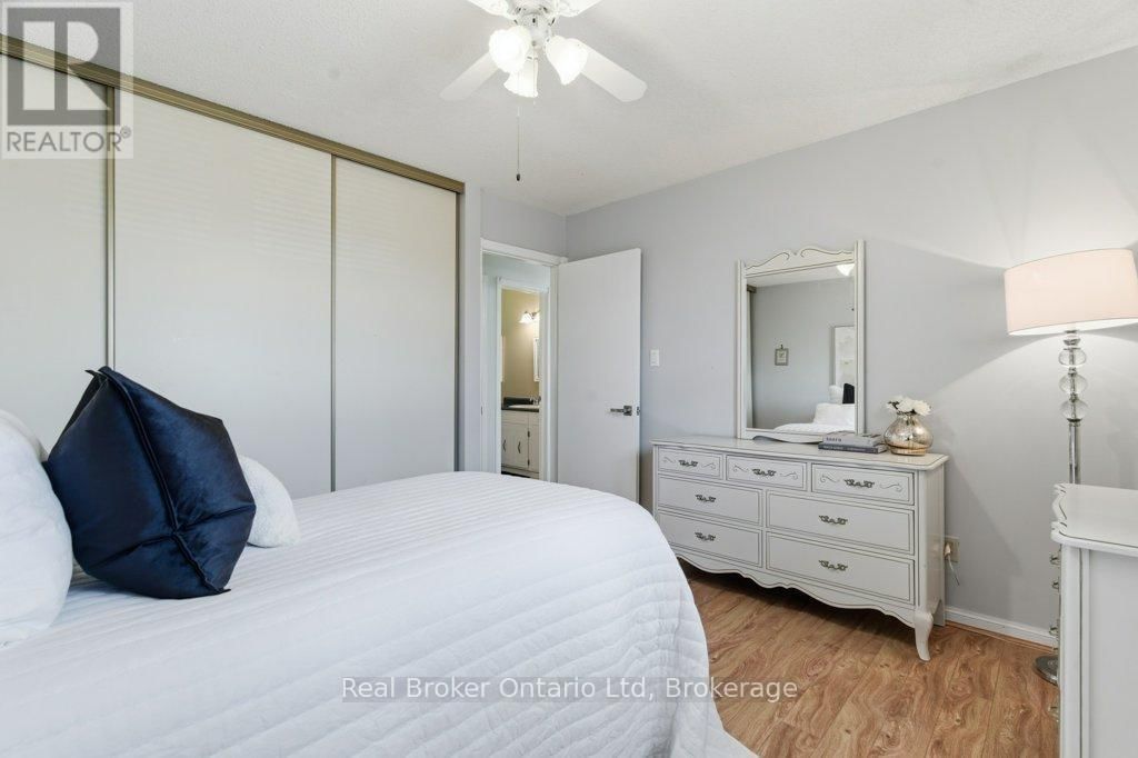 68 SETTLERS DRIVE Image 20