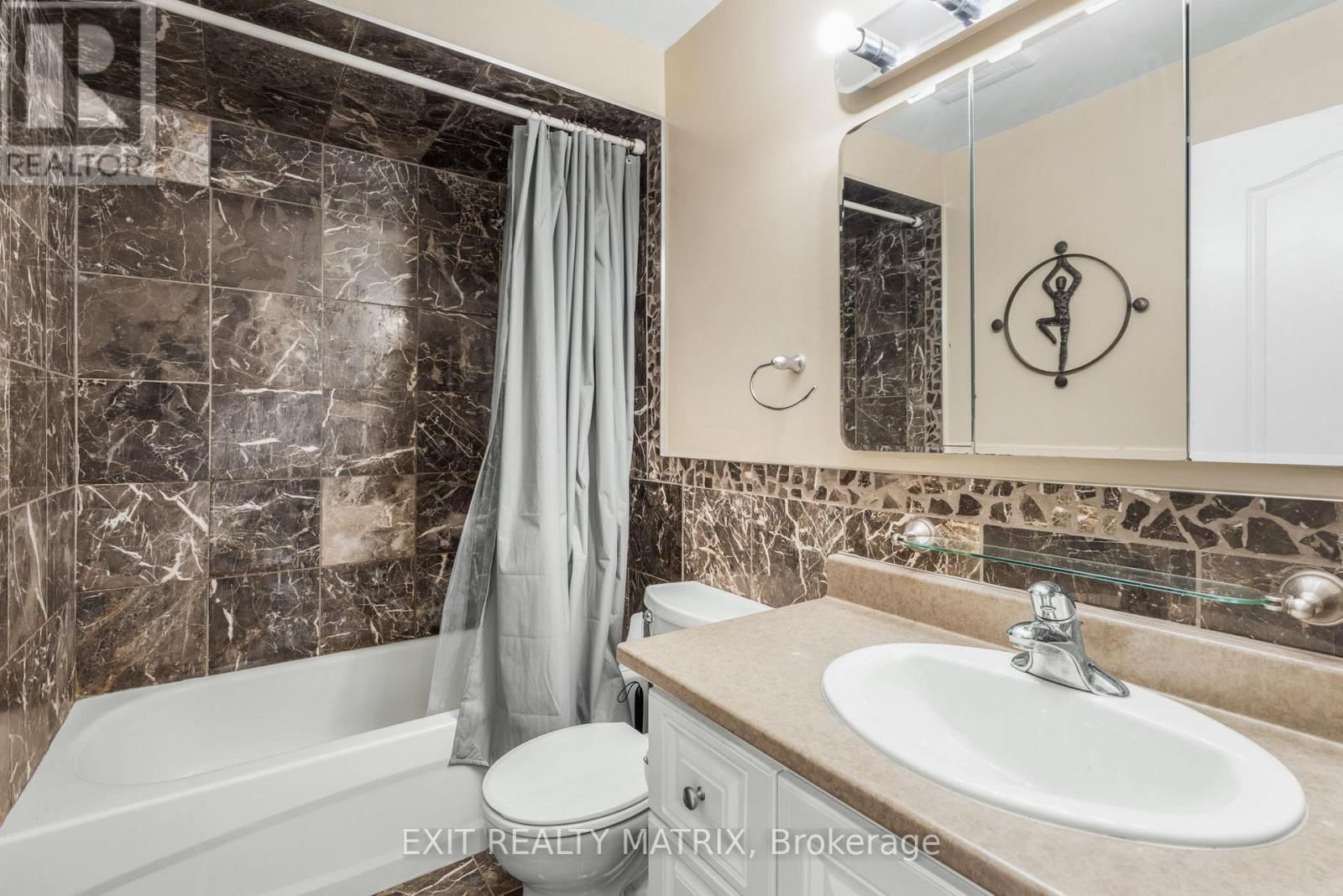 1401 BORTOLOTTI CRESCENT Image 22