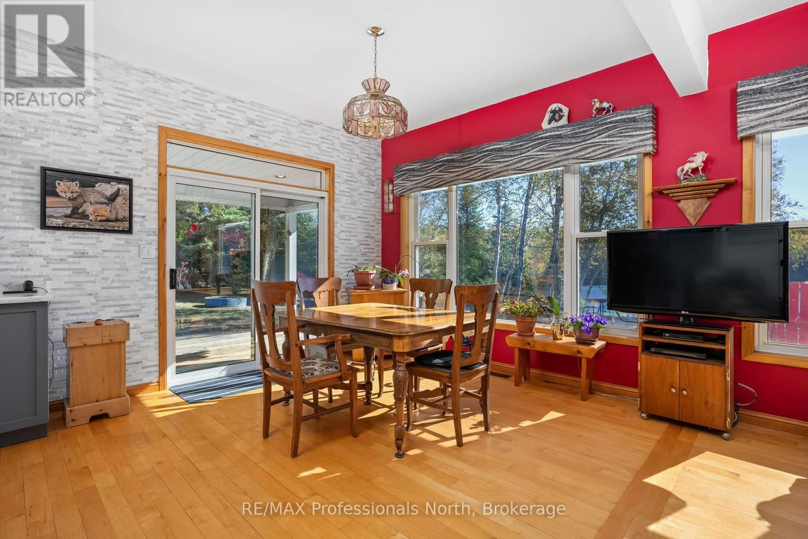 3 - 2901 LIMBERLOST ROAD Image 18