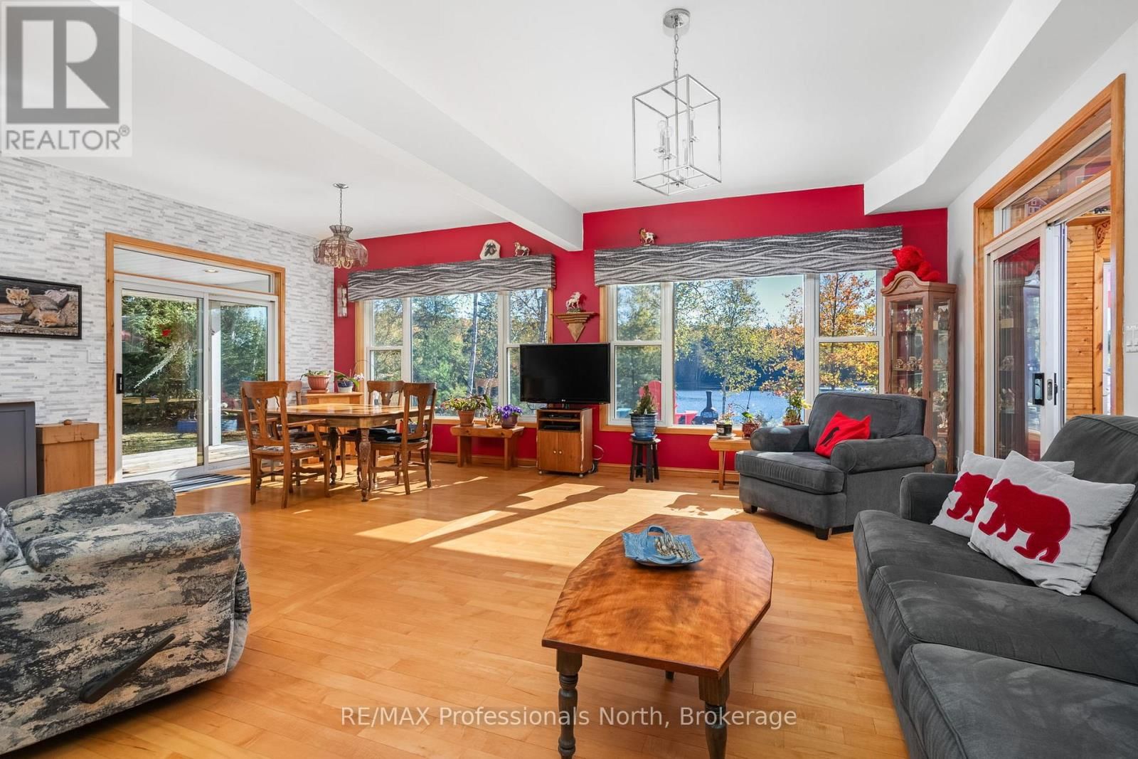 3 - 2901 LIMBERLOST ROAD Image 19